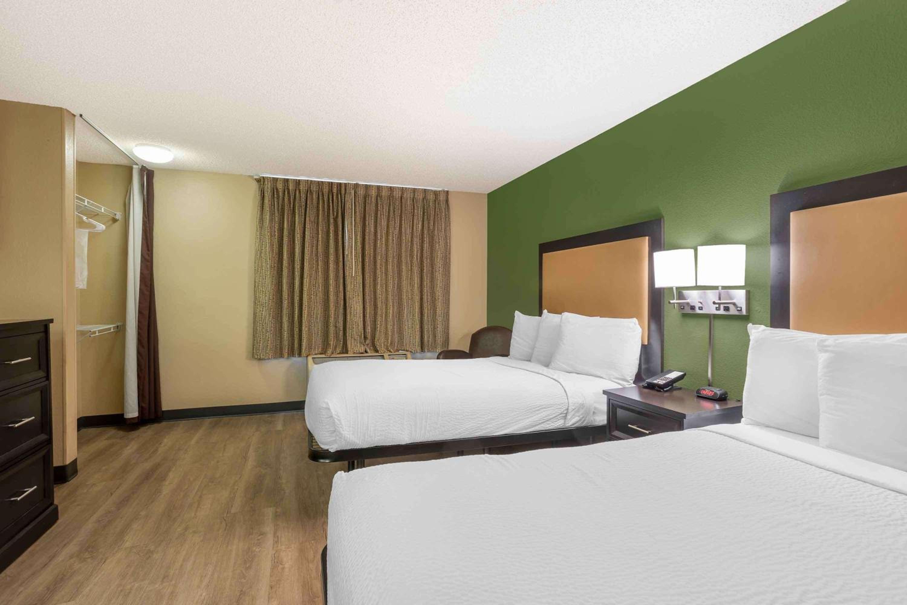 Studio with 2 Double Beds - Non-Smoking - Photo 12
