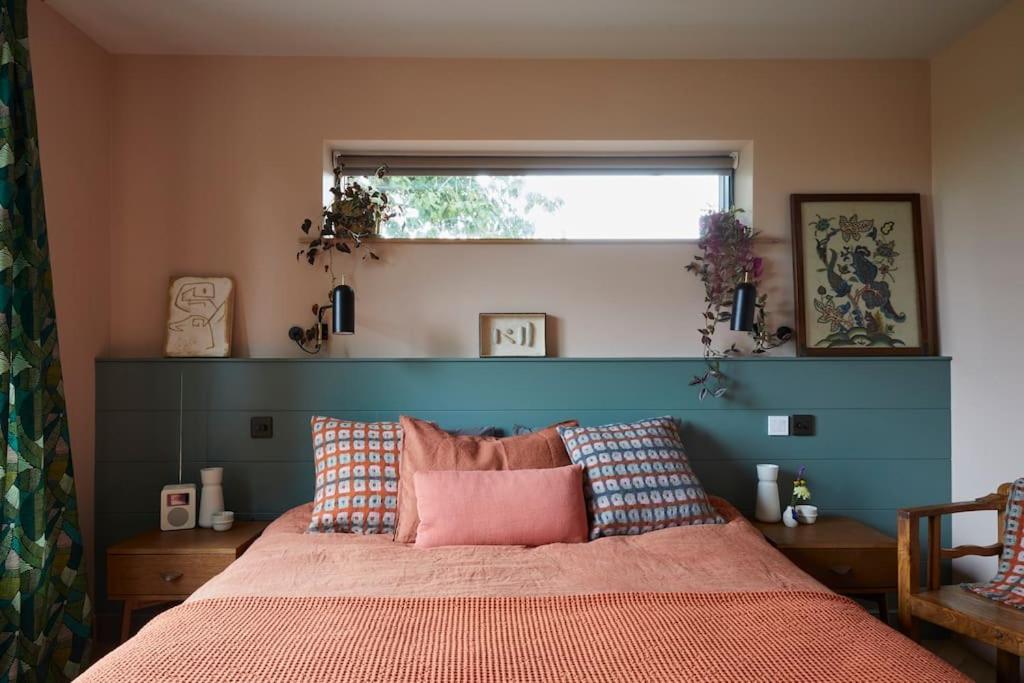 Two-Bedroom House photo 2