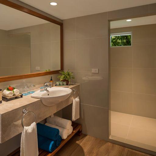 Plantation Bungalow photo 3