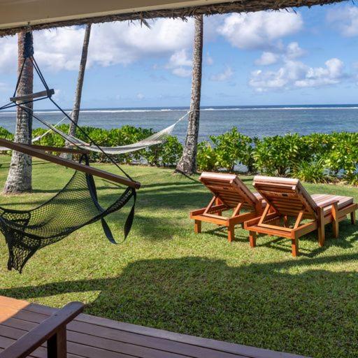 Beachfront Bungalow photo 2