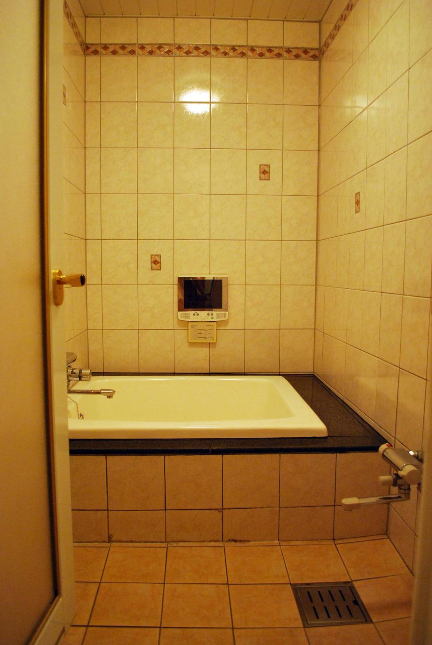 Queen Room - Photo 20