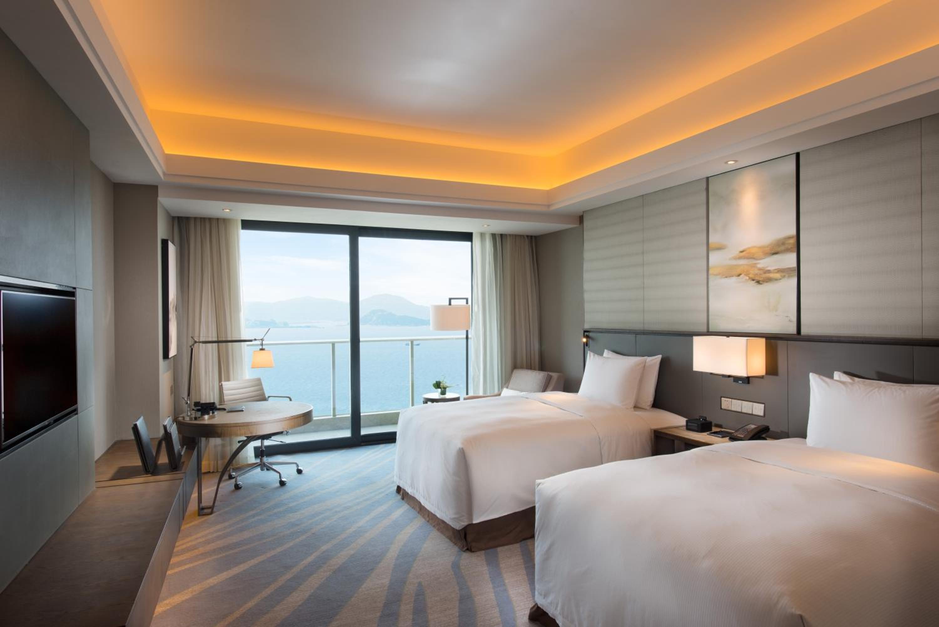 Deluxe Twin Room with Sea View