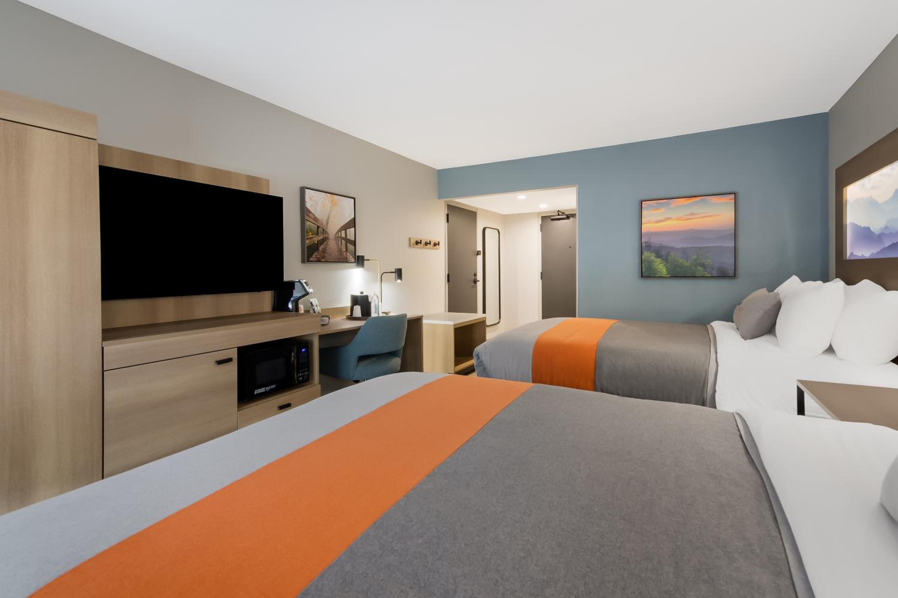 Queen Room - Disability Access photo 2
