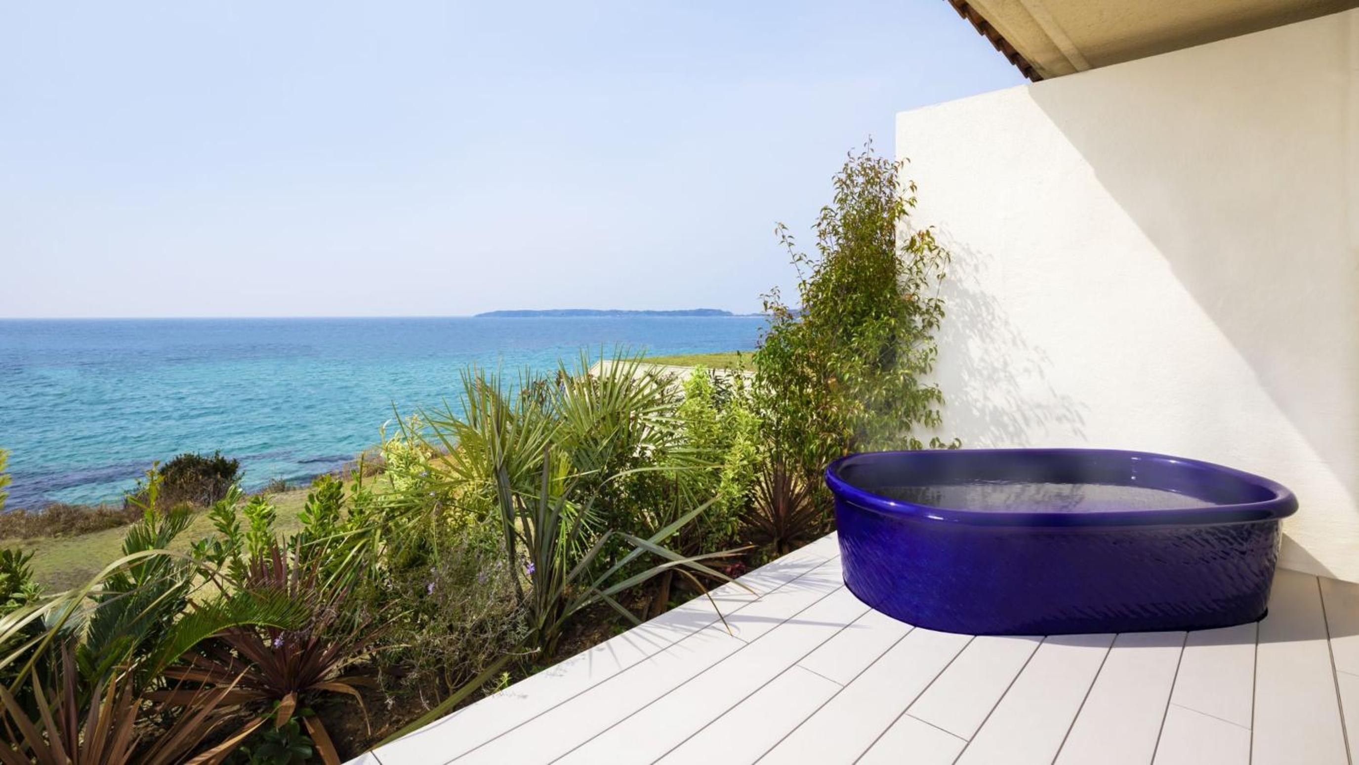 Premium Deluxe Room with Open-Air Bath, Ocean View - Photo 2