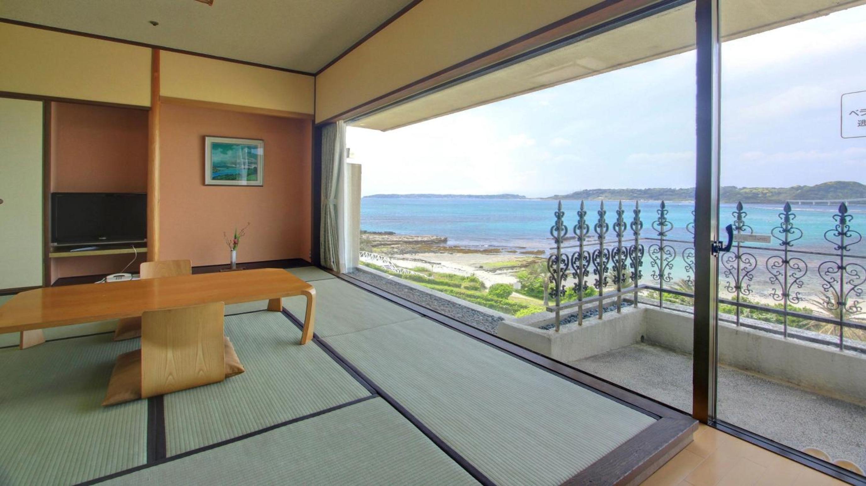 Japanese-Style Standard Room with Scenic Ocean View - Photo 2