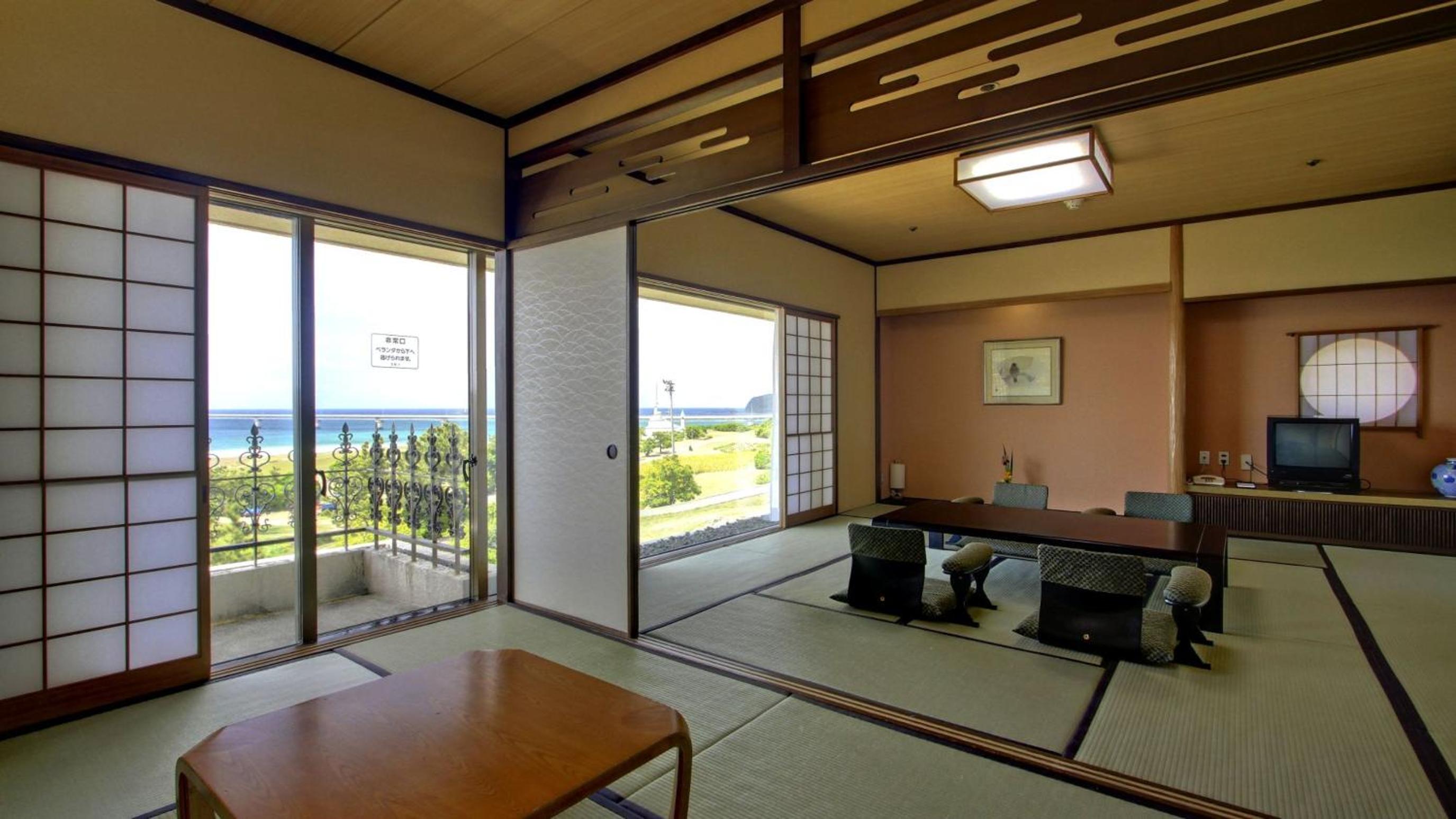Japanese-Style Large Family Room with Ocean View - Photo 1