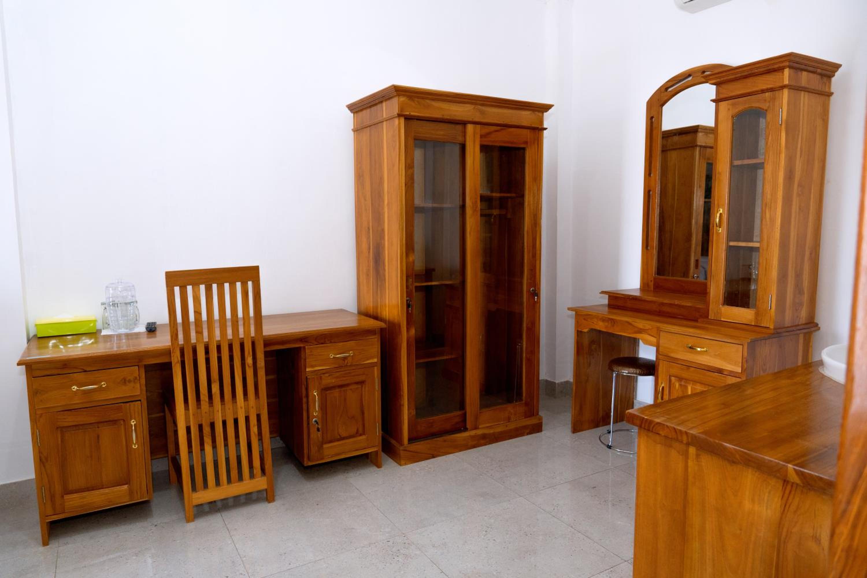Standard Suite - Photo 7