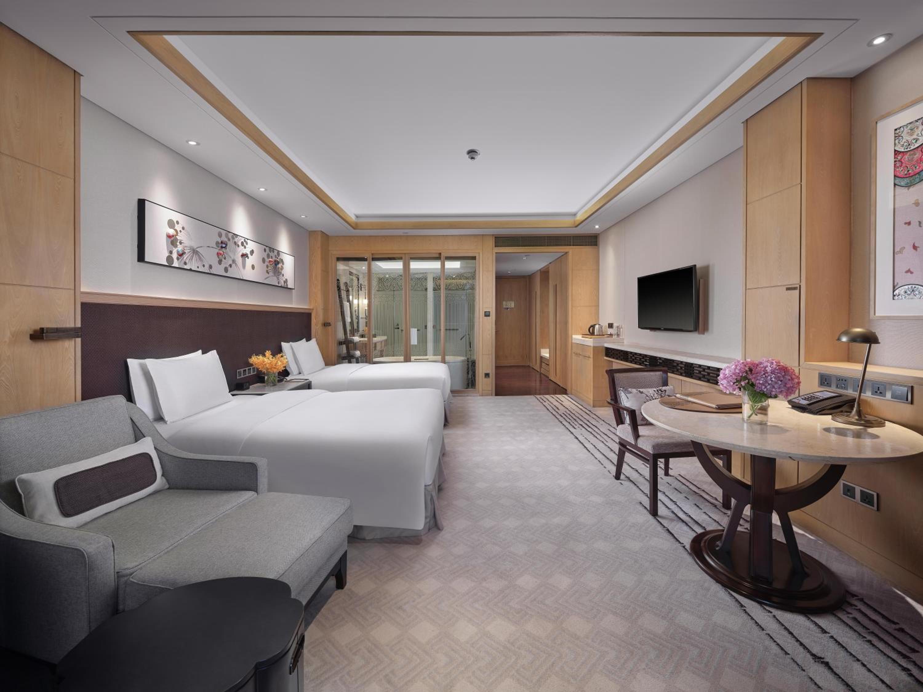 Executive Twin Room with Lake View