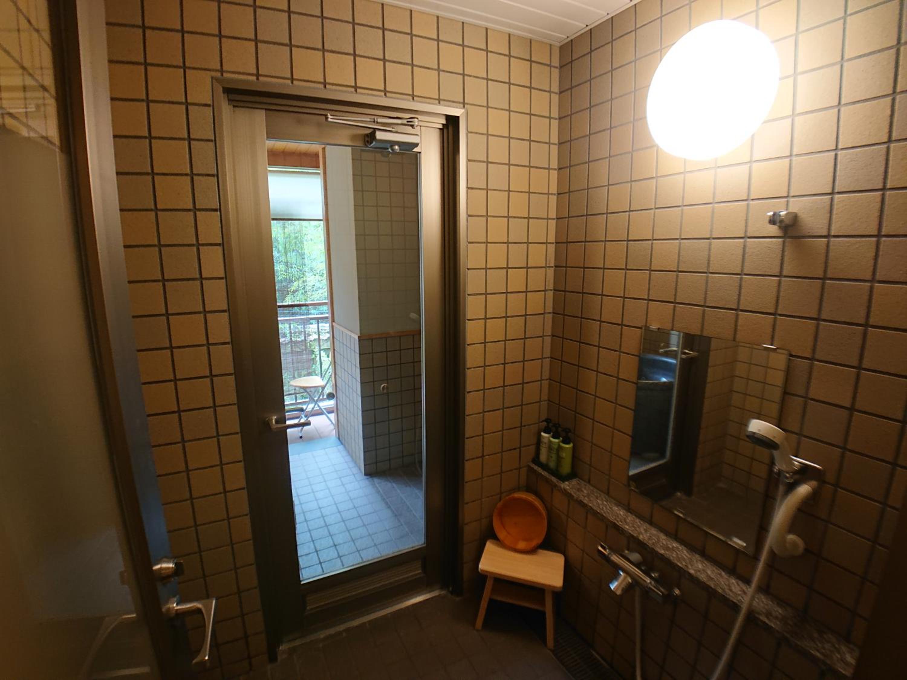 Quadruple Room with Private External Bathroom - Photo 2