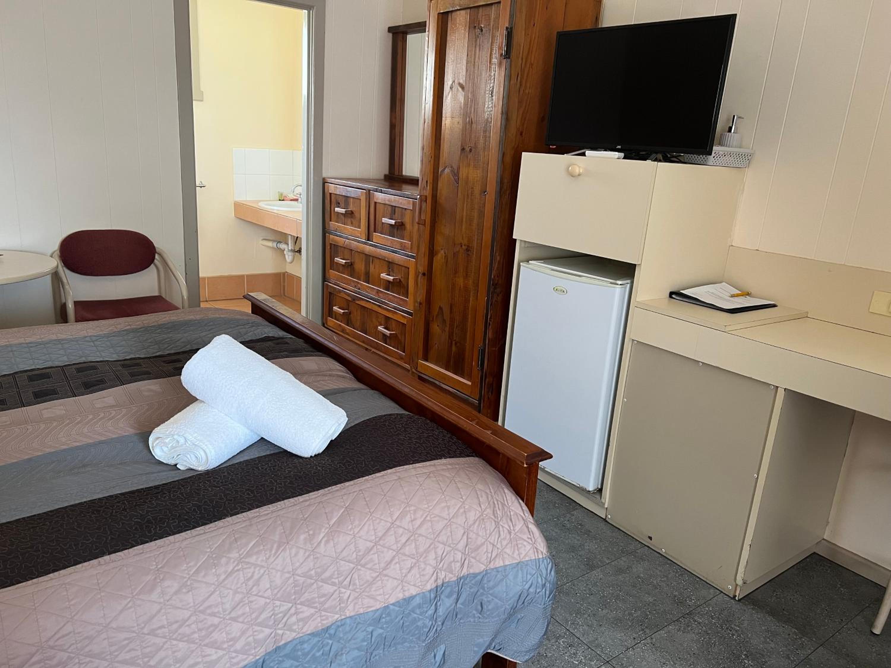 Deluxe Double or Twin Room photo 3