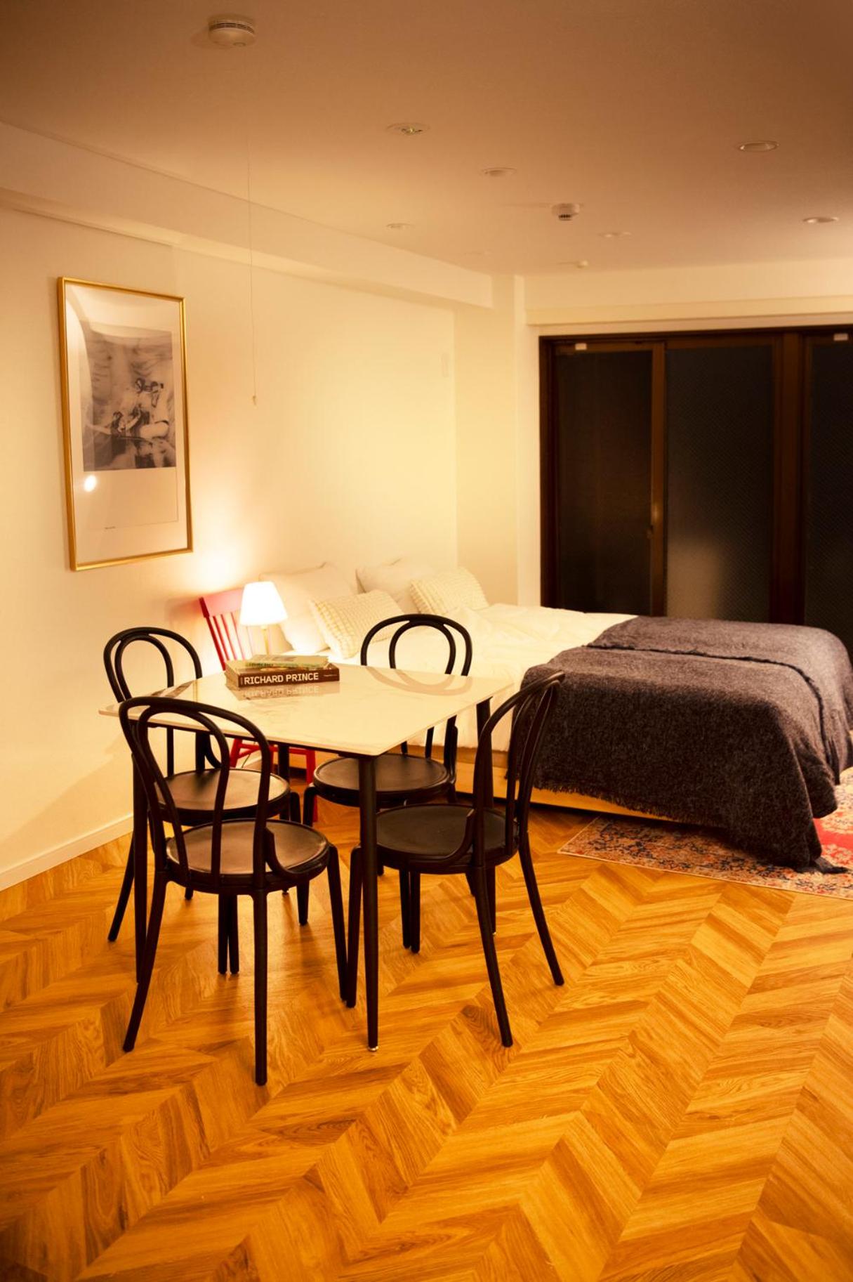 Studio Apartment photo 1