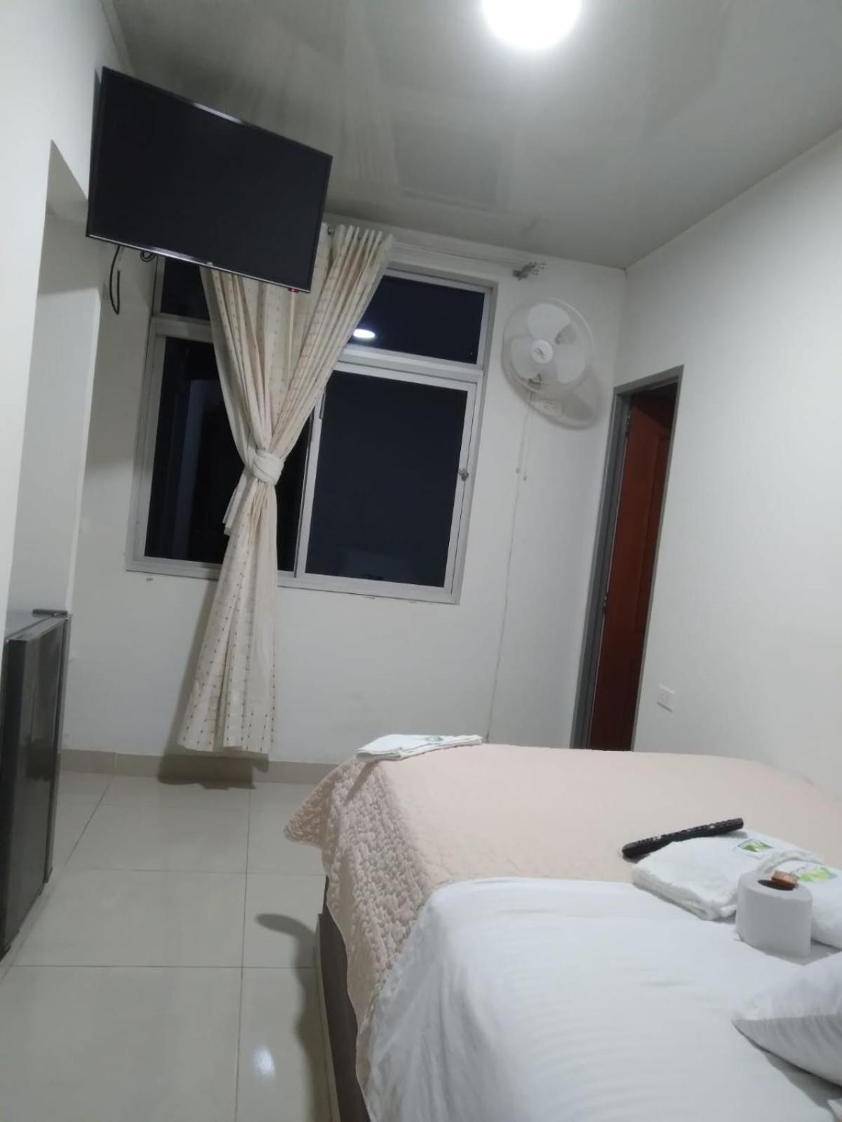 Single Room With Private Bathroom photo 2