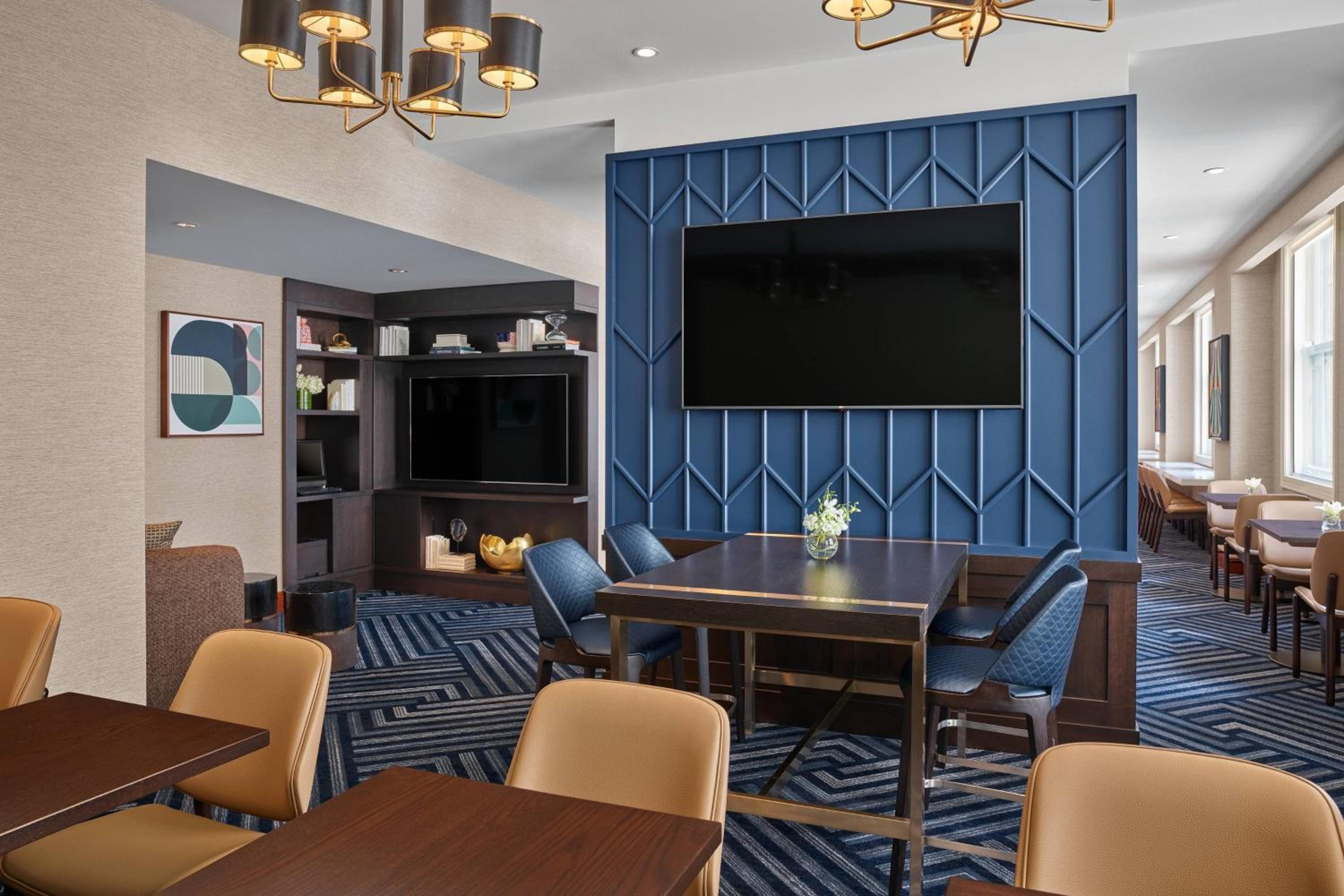 Executive King Room - Photo 5