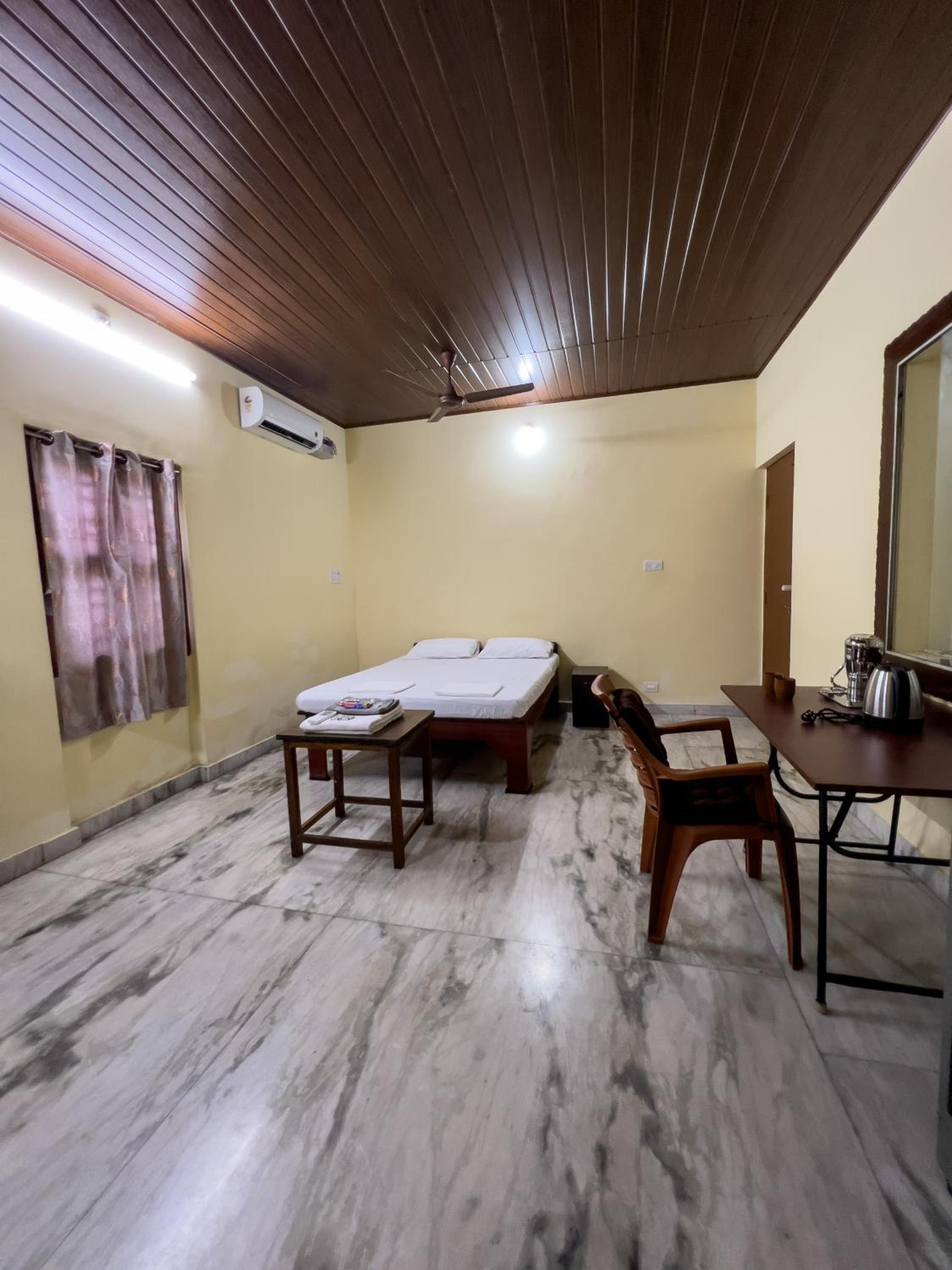 Deluxe Double Room photo 2