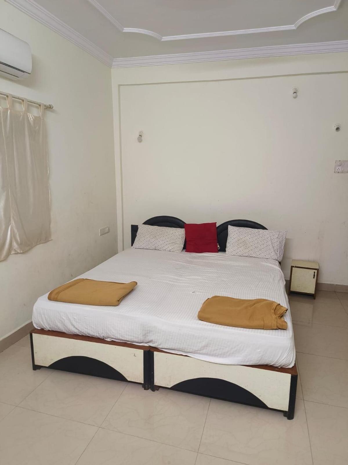 Classic Triple Room