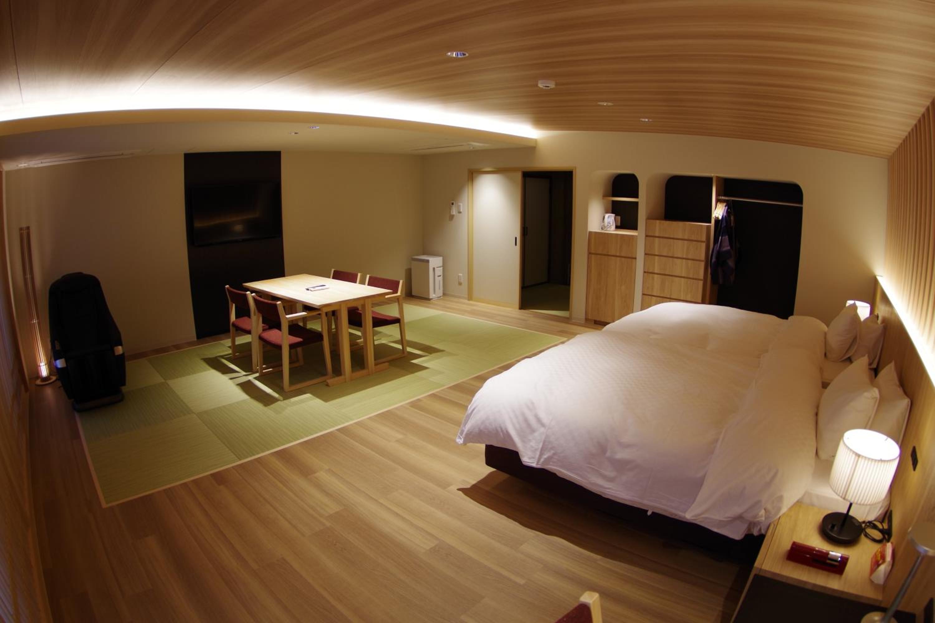 Quadruple Room - Photo 2