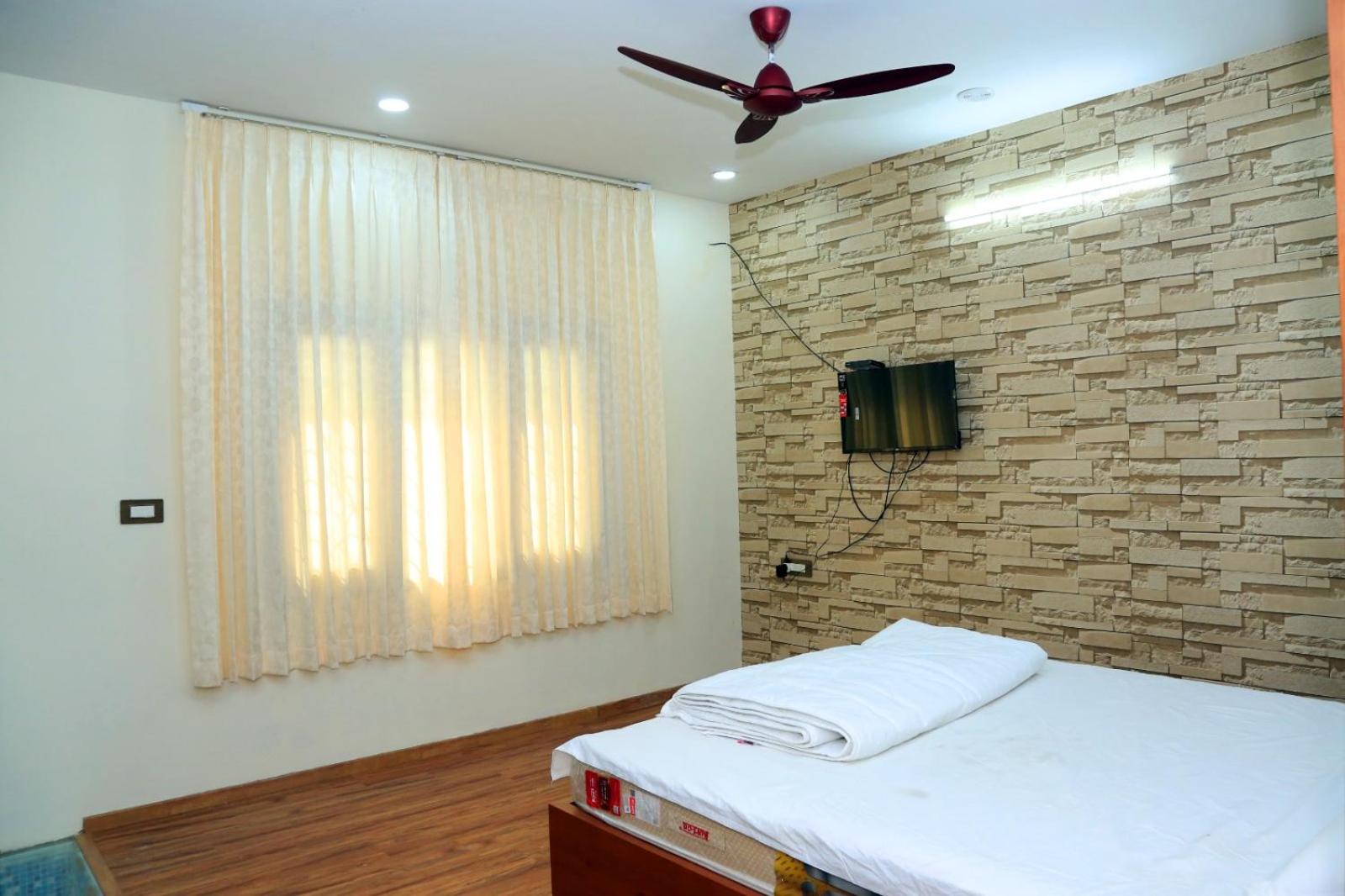 Three-Bedroom Villa photo 1