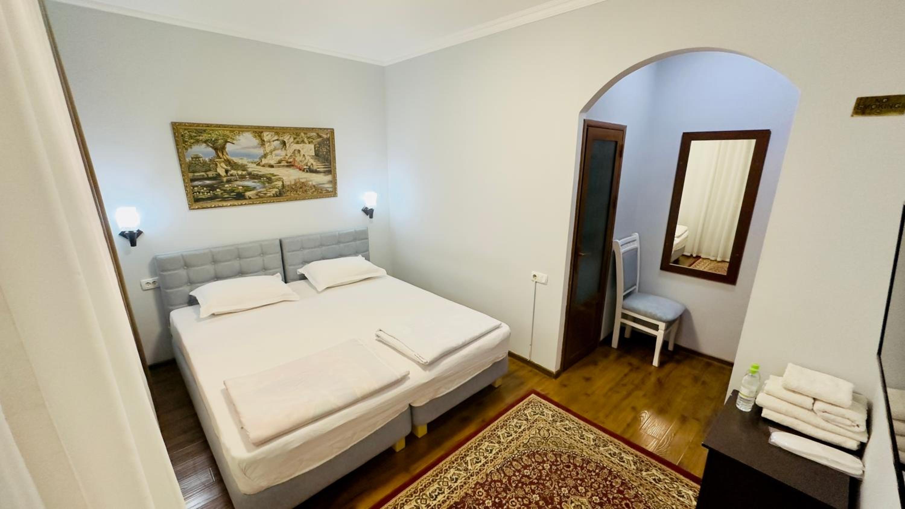Double or Twin Room photo 1