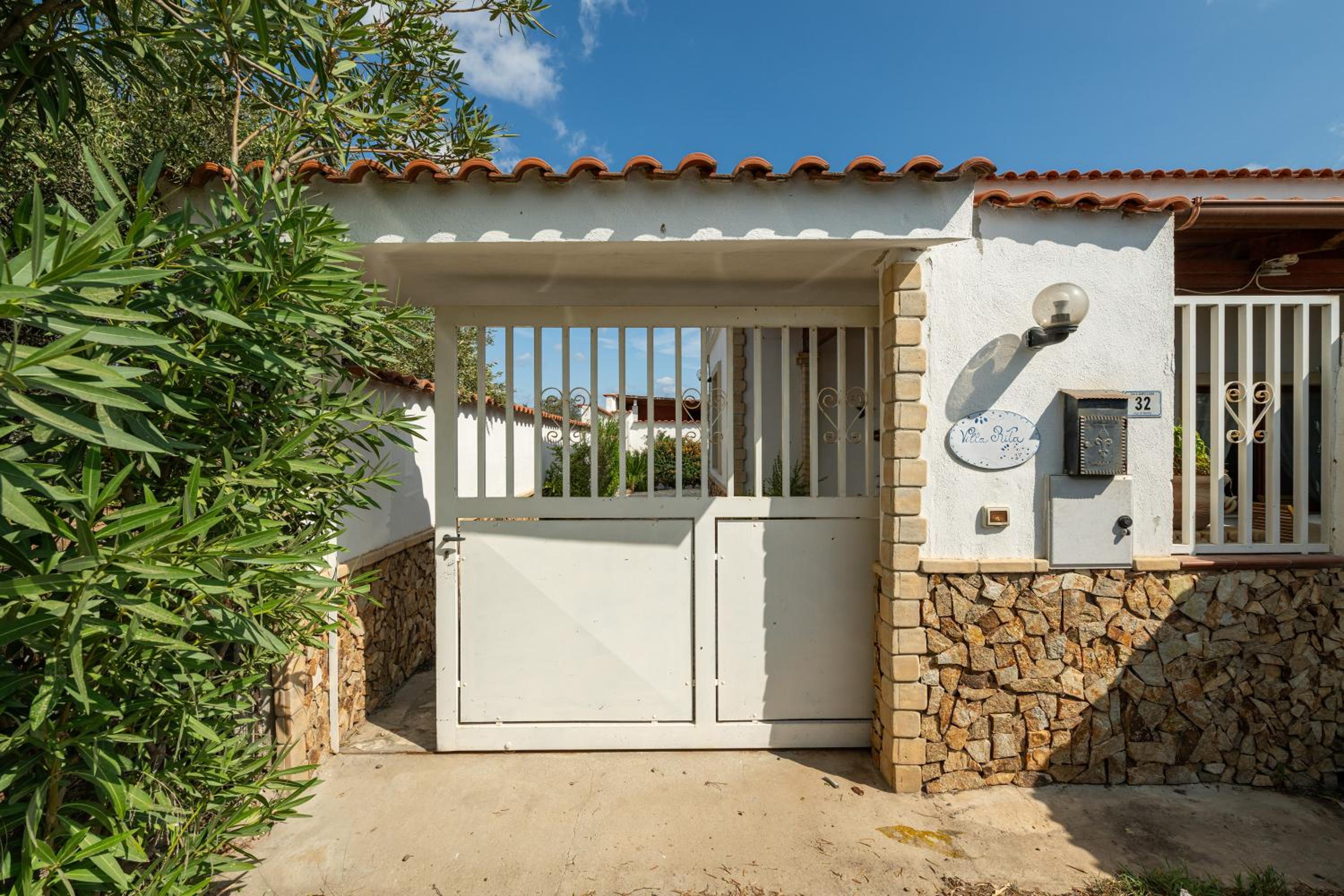 Villa with Garden View photo 2