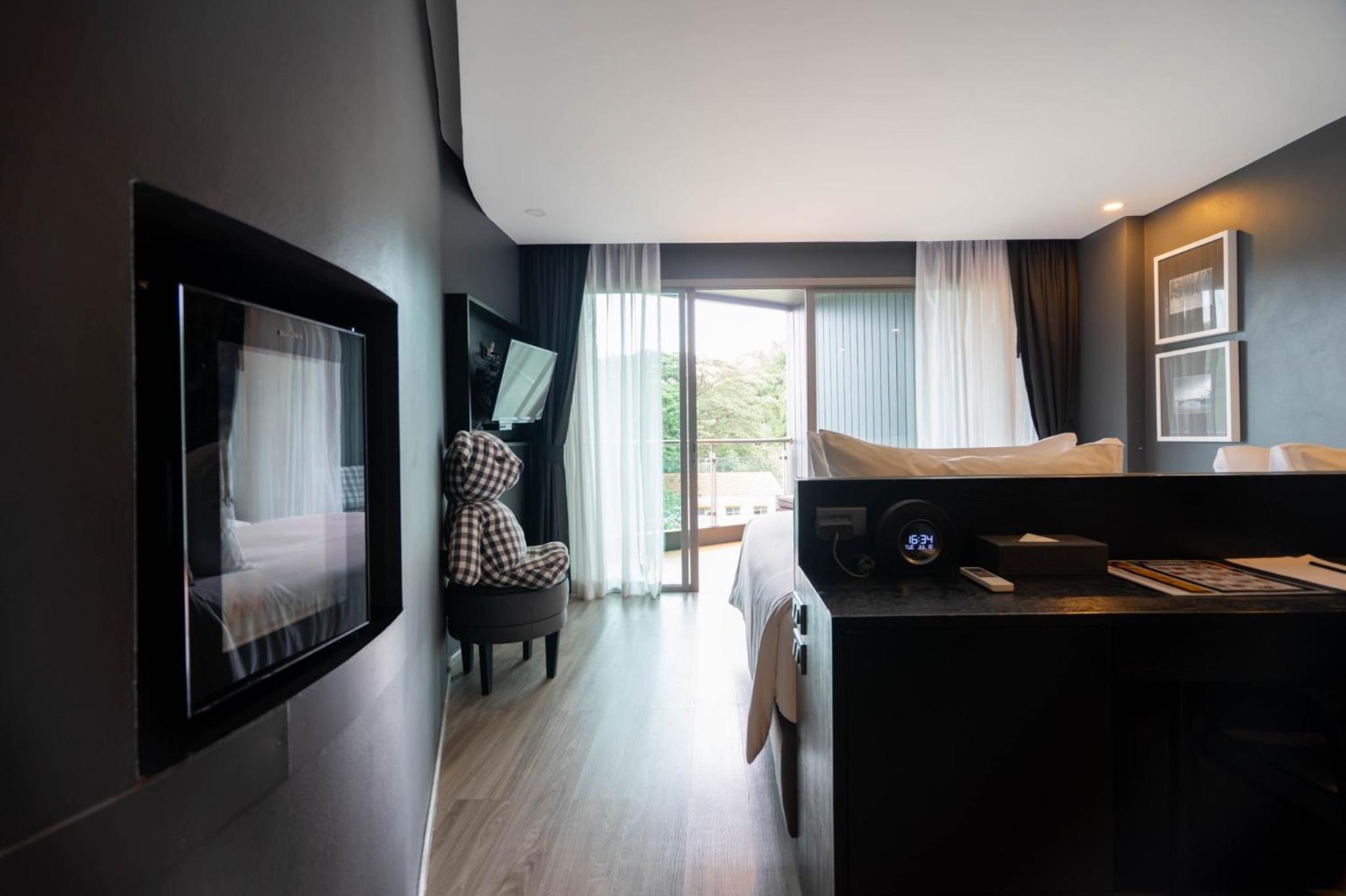 Special Offer - Double Or Twin Room With Balcony Free Breakfast