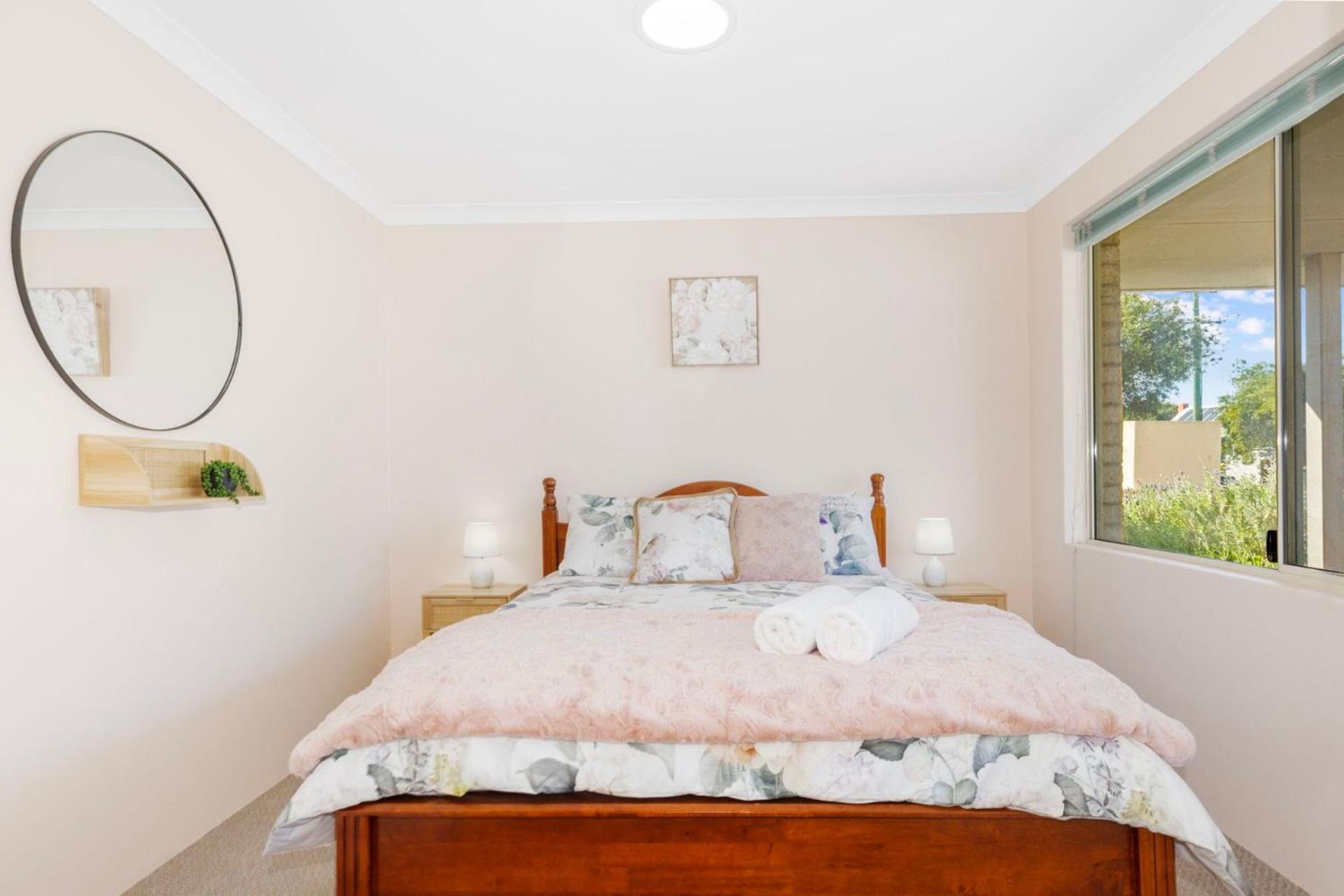 Four-Bedroom House photo 1