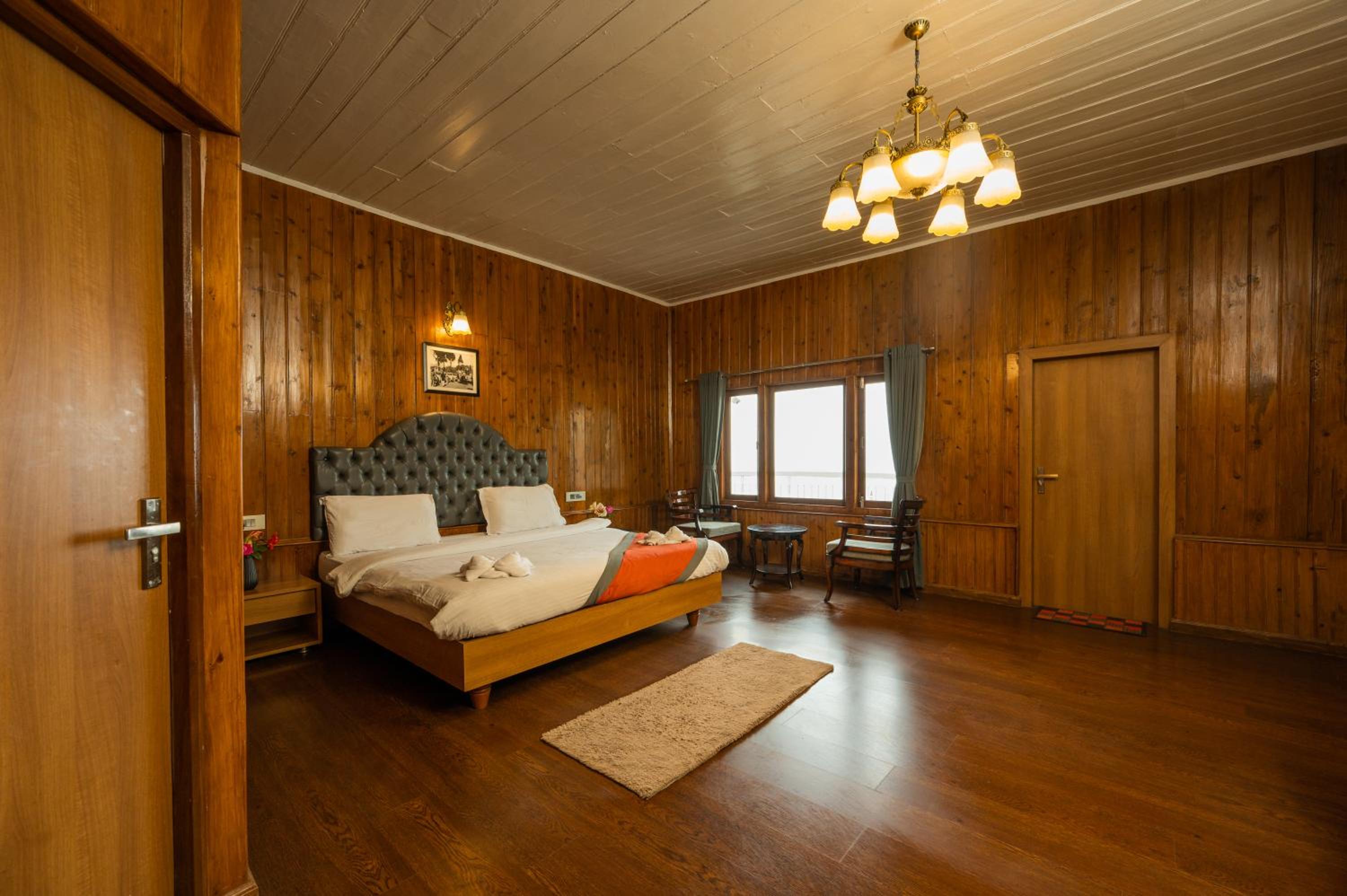 King Room with Mountain View - Photo 13