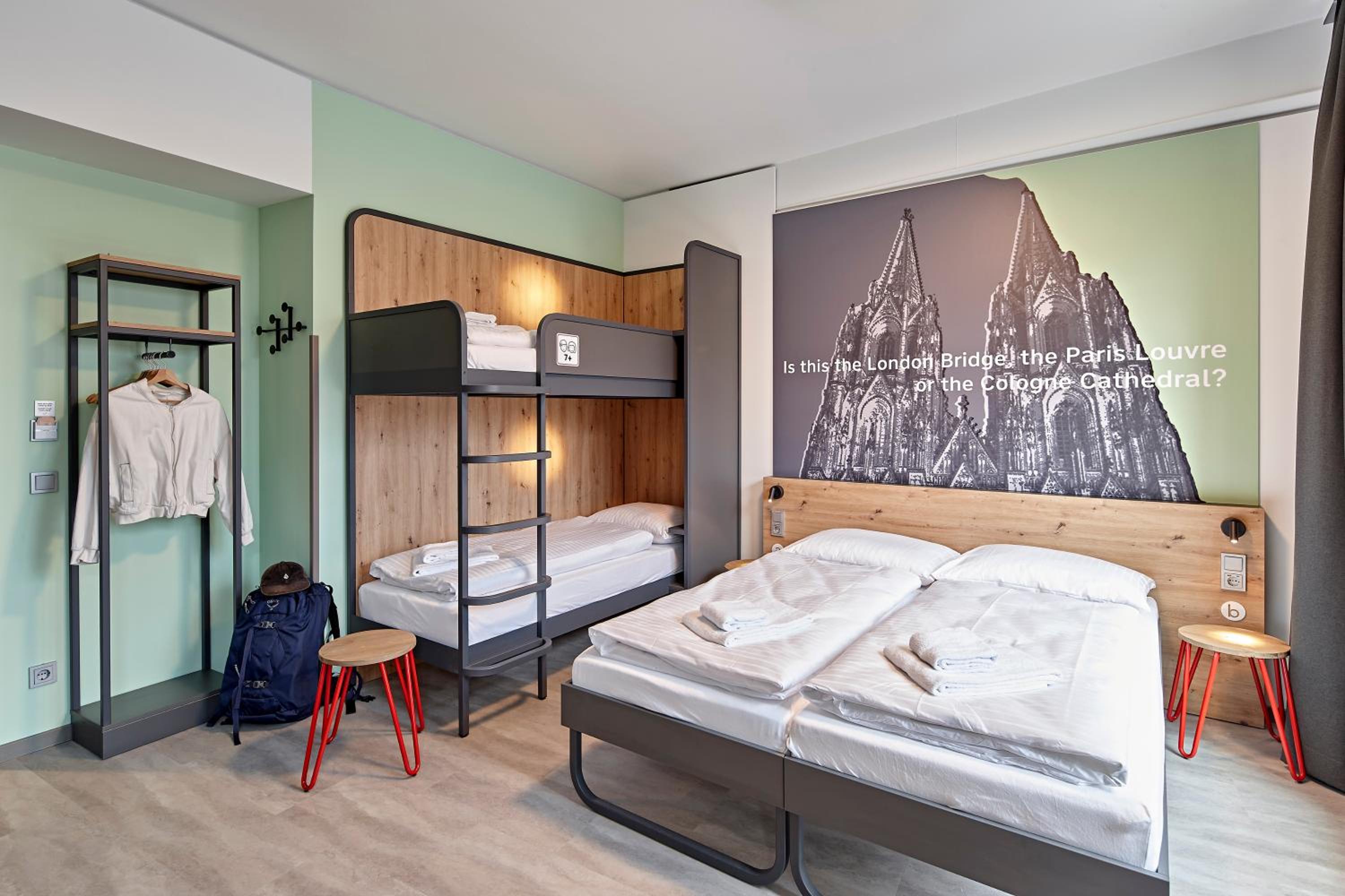 MEININGER Hotel Köln West - Photo 6
