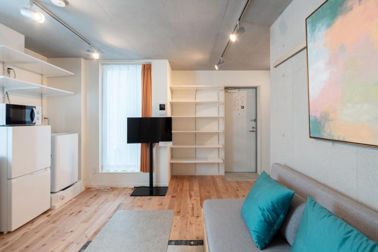 One-Bedroom Apartment photo 3