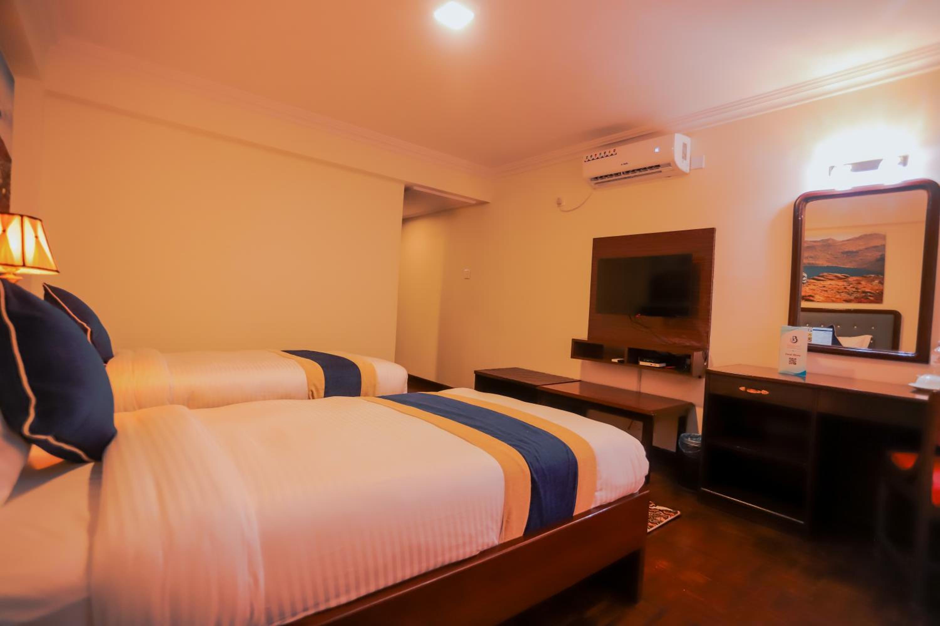 Deluxe Twin Room - Photo 5