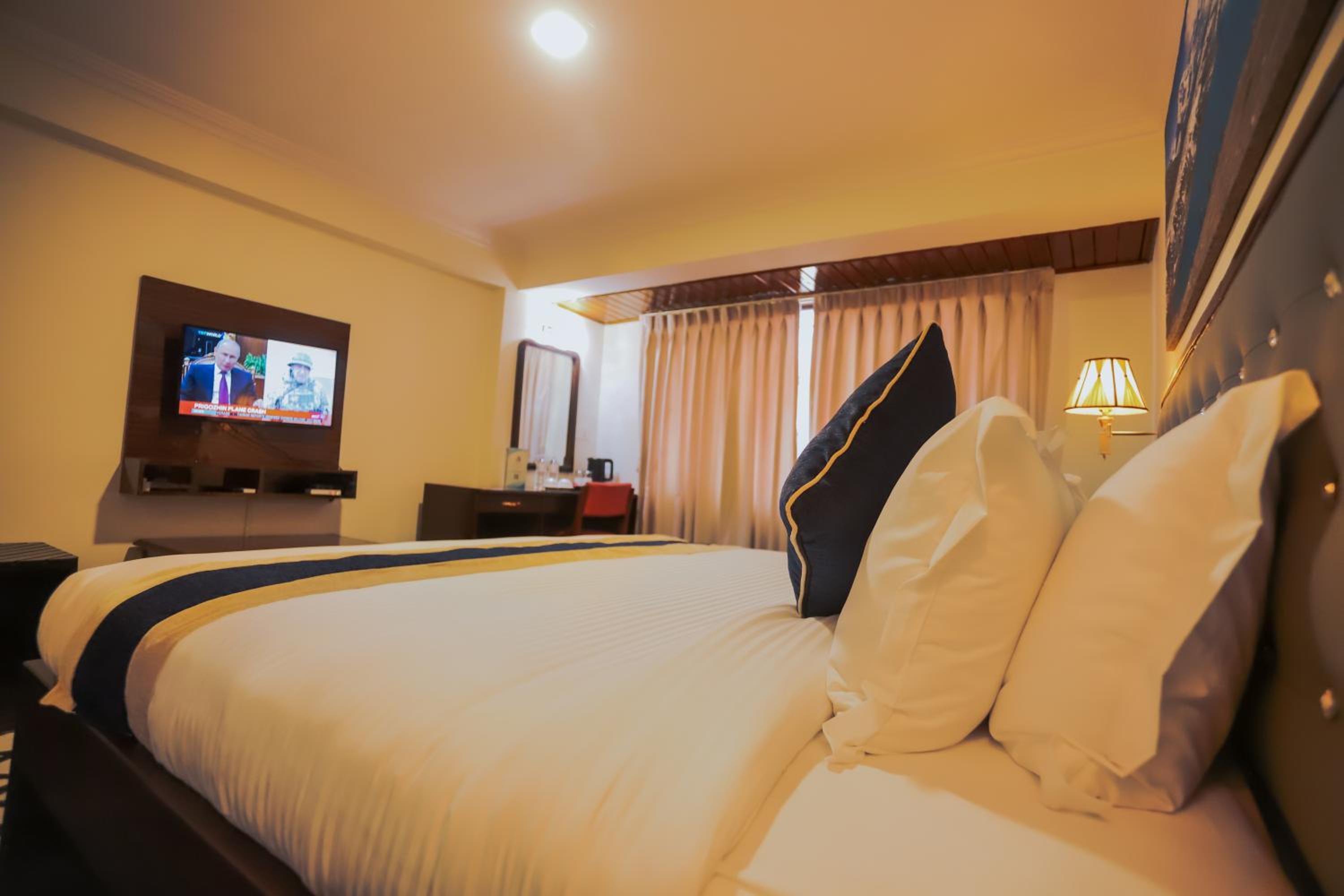 Superior Double Room - Photo 11