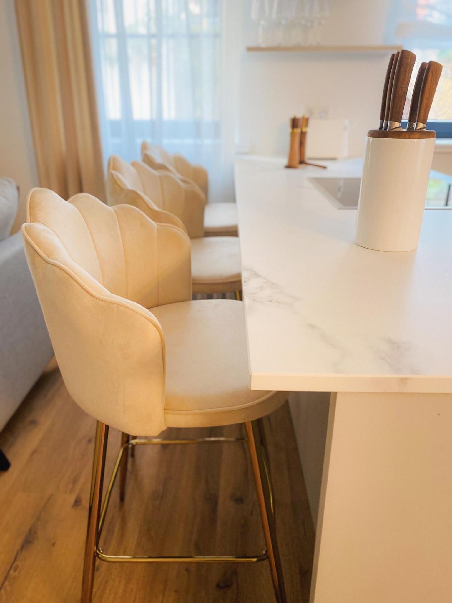 Maisonette photo 2
