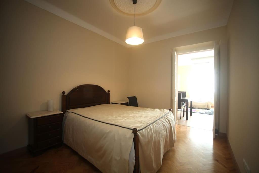 Three-Bedroom Apartment photo 3