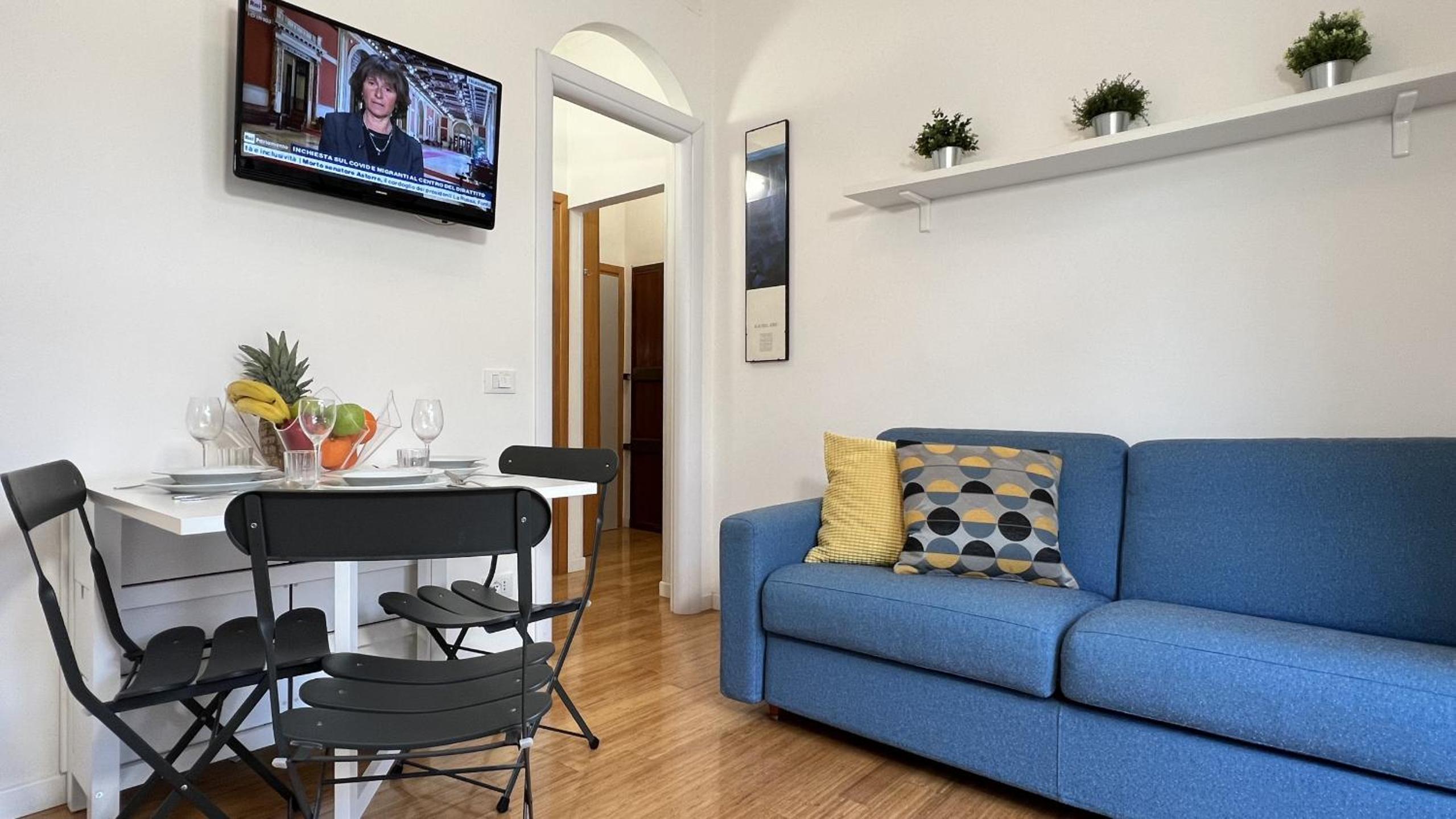 Apartment with Balcony photo 1