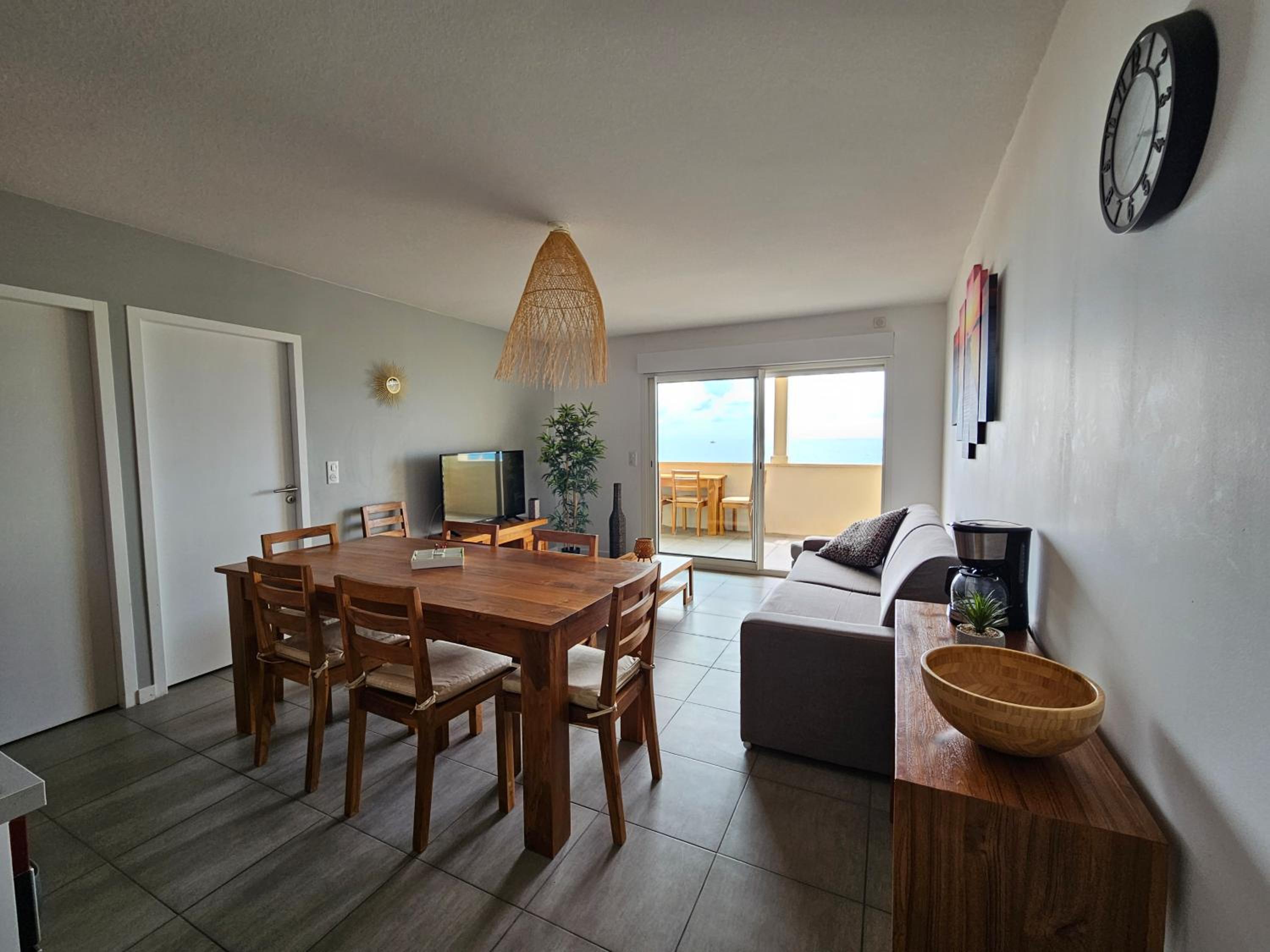 Apartment with Sea View photo 3