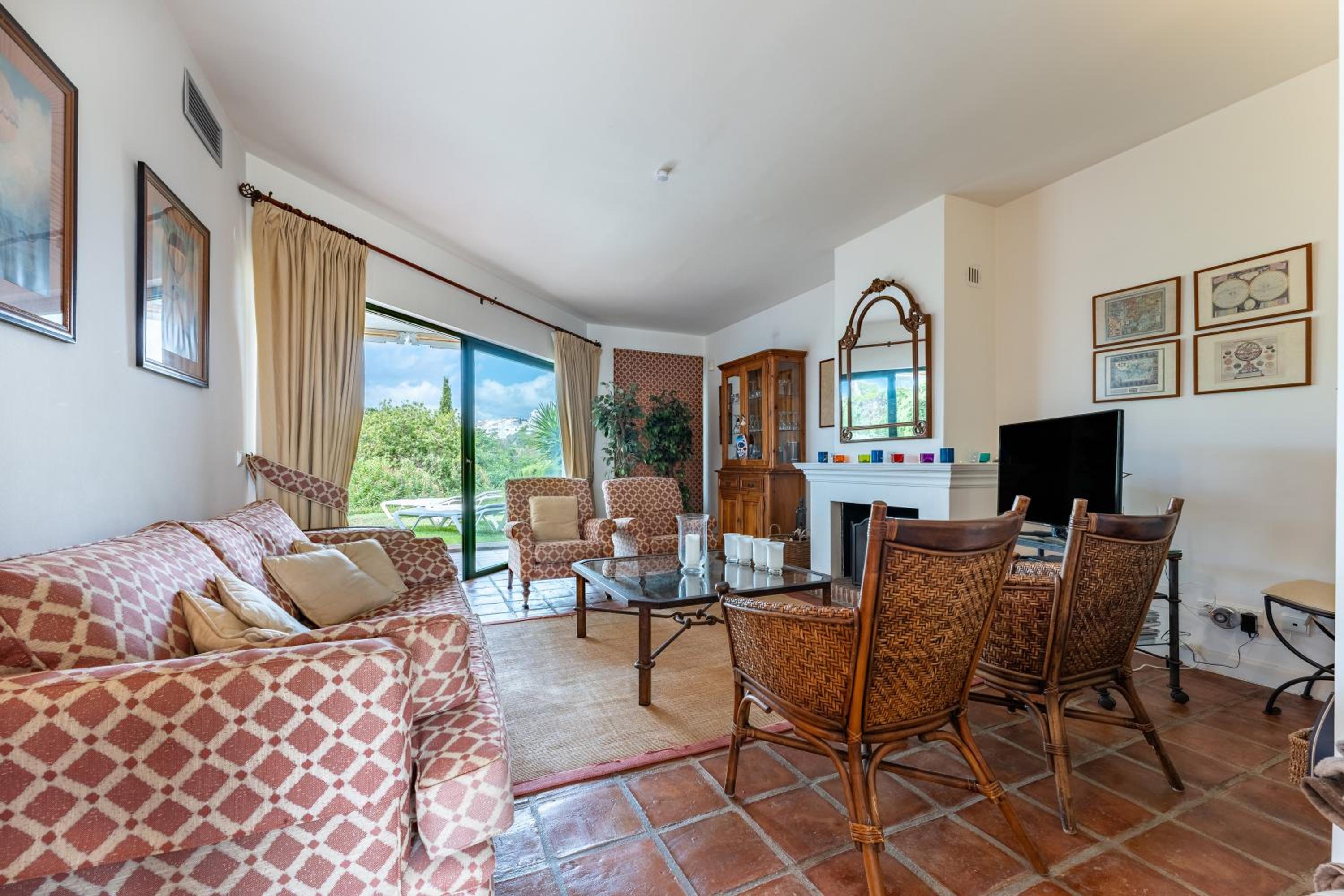 Casa de tres habitaciones