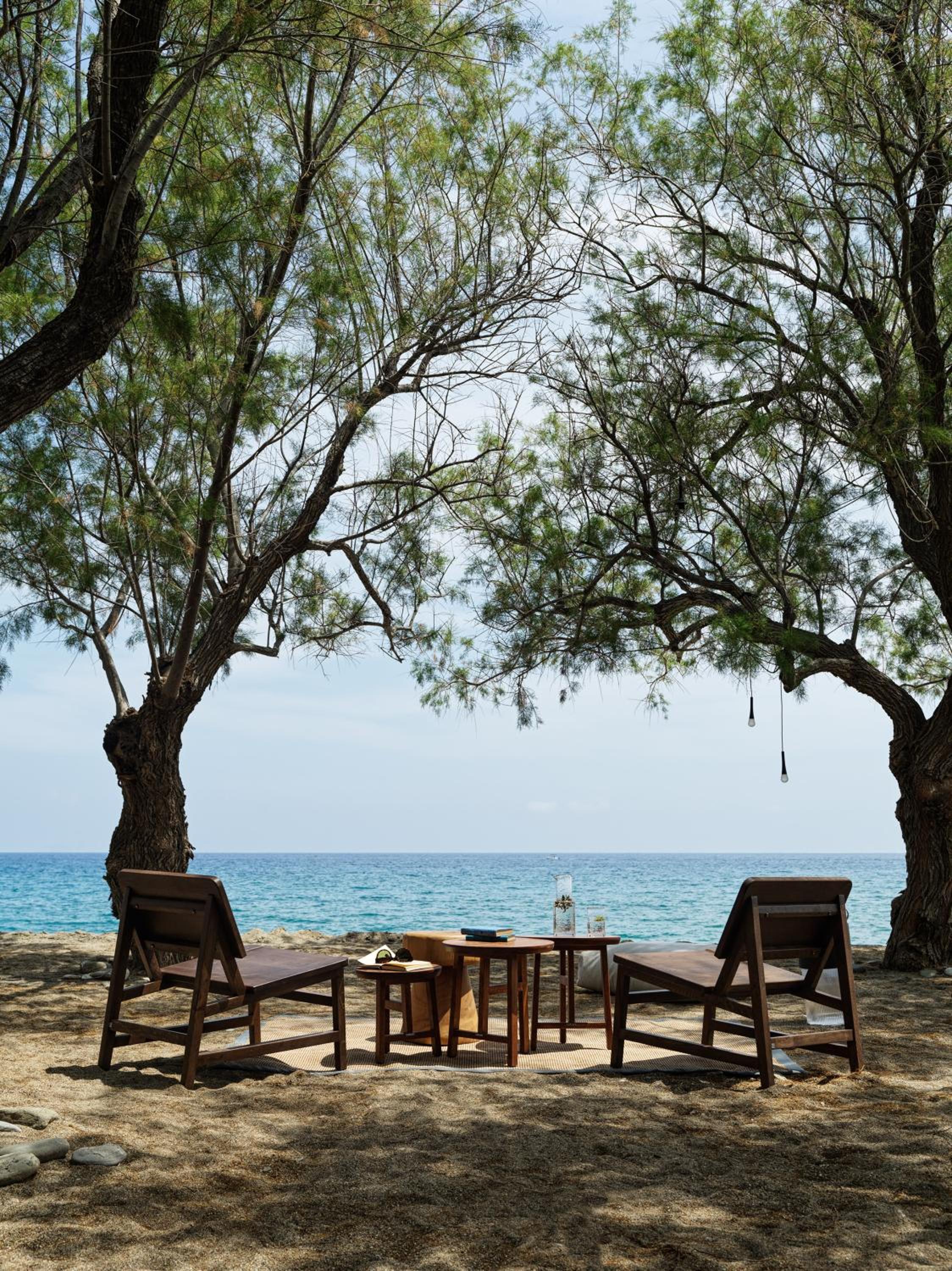 Beach Front One-Bedroom King Suite with Private Pool