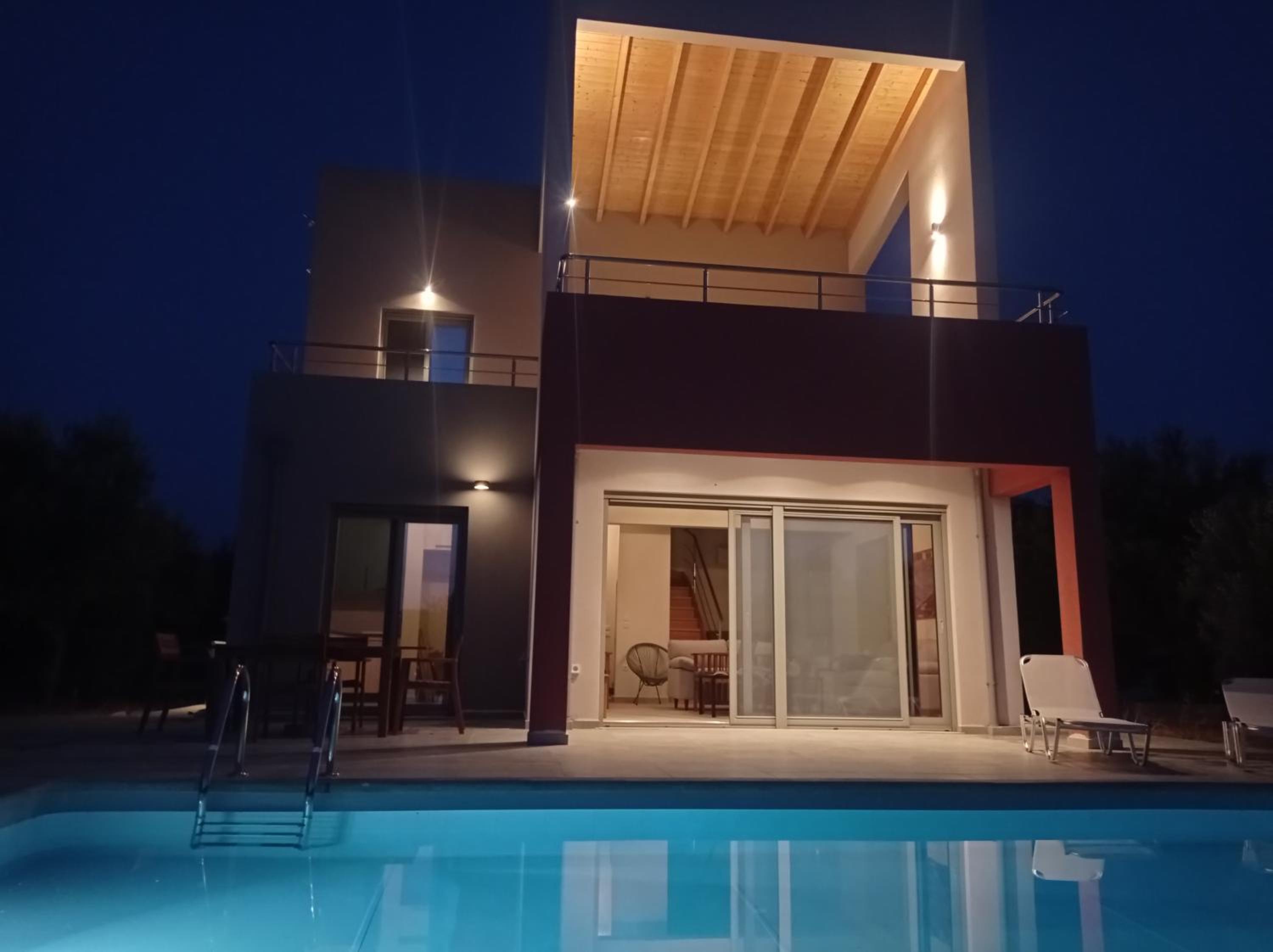 Villa with Private Pool photo 2