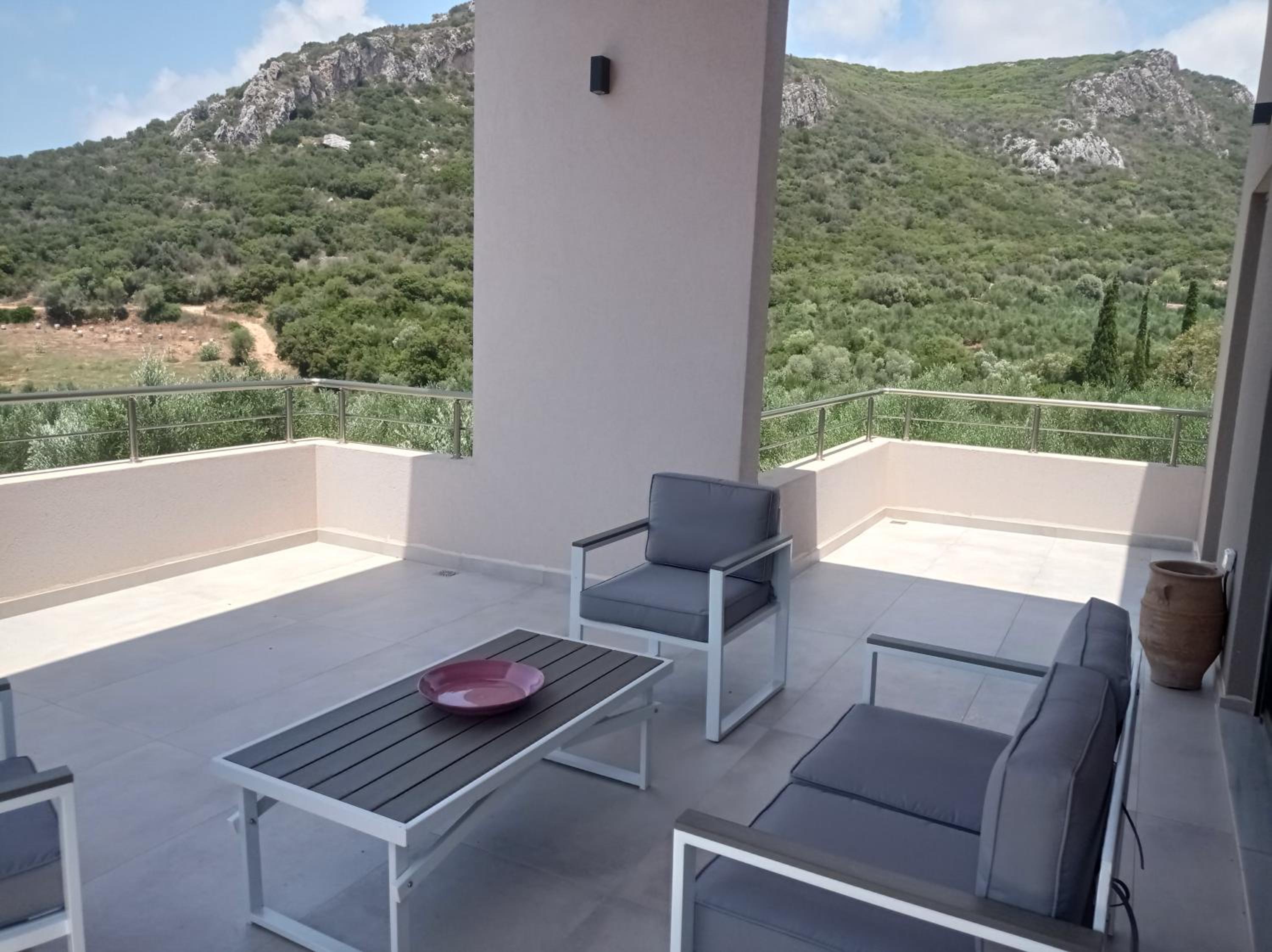 Villa with Private Pool photo 3
