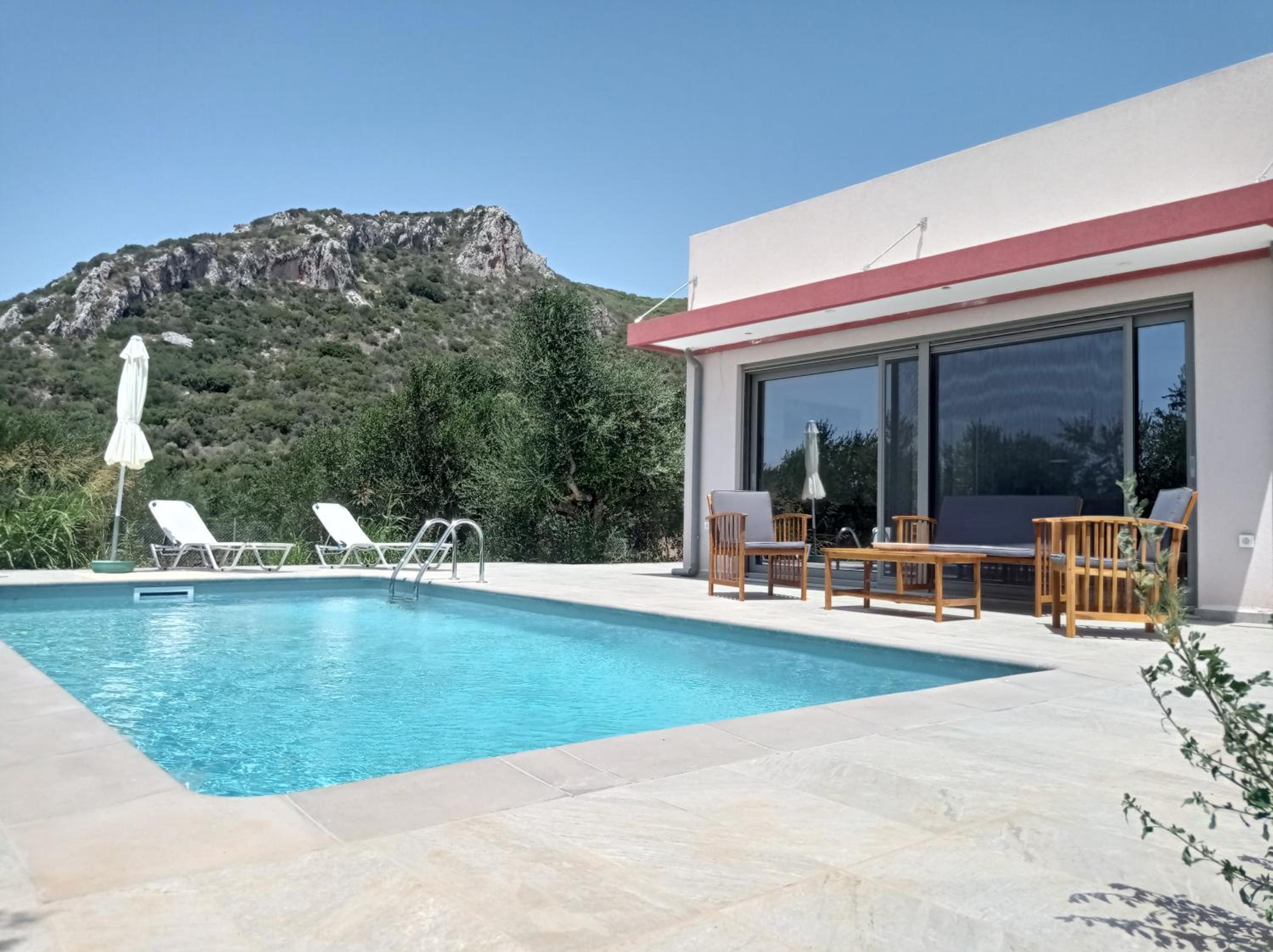 Villa with Private Pool photo 2
