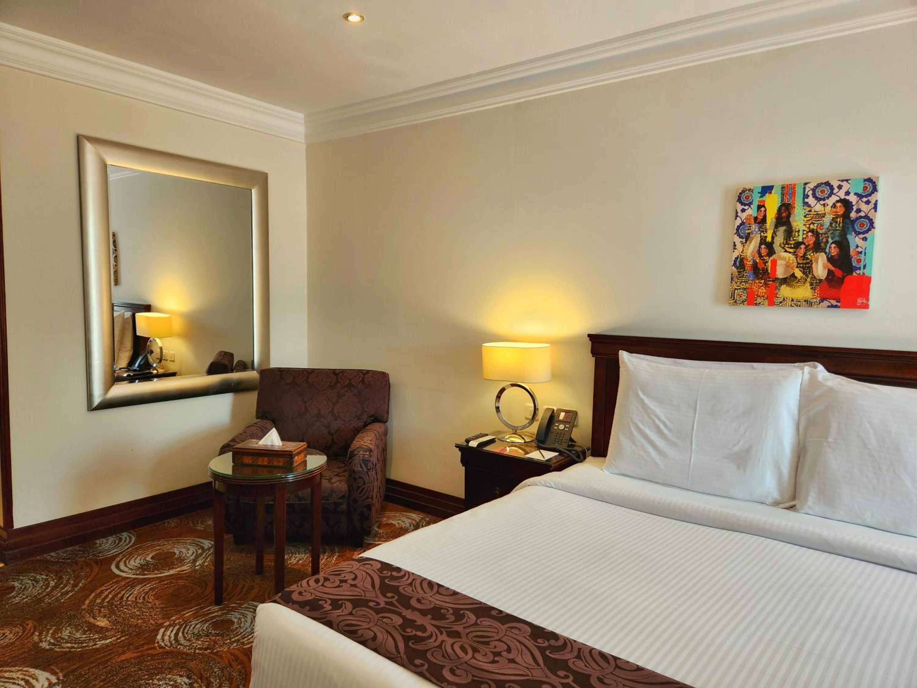 Classic King Room - Photo 2