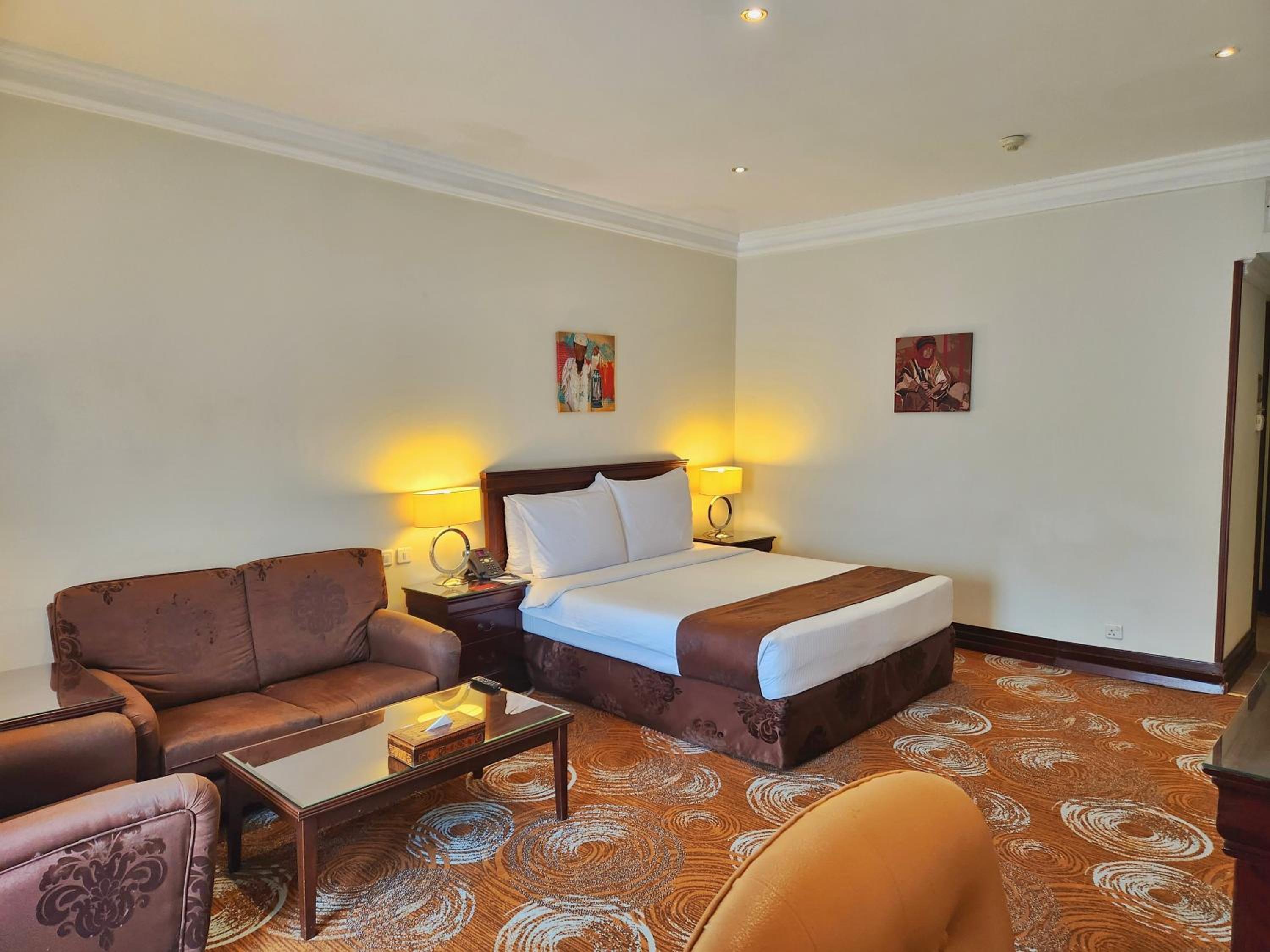 Superior King Room - Photo 6