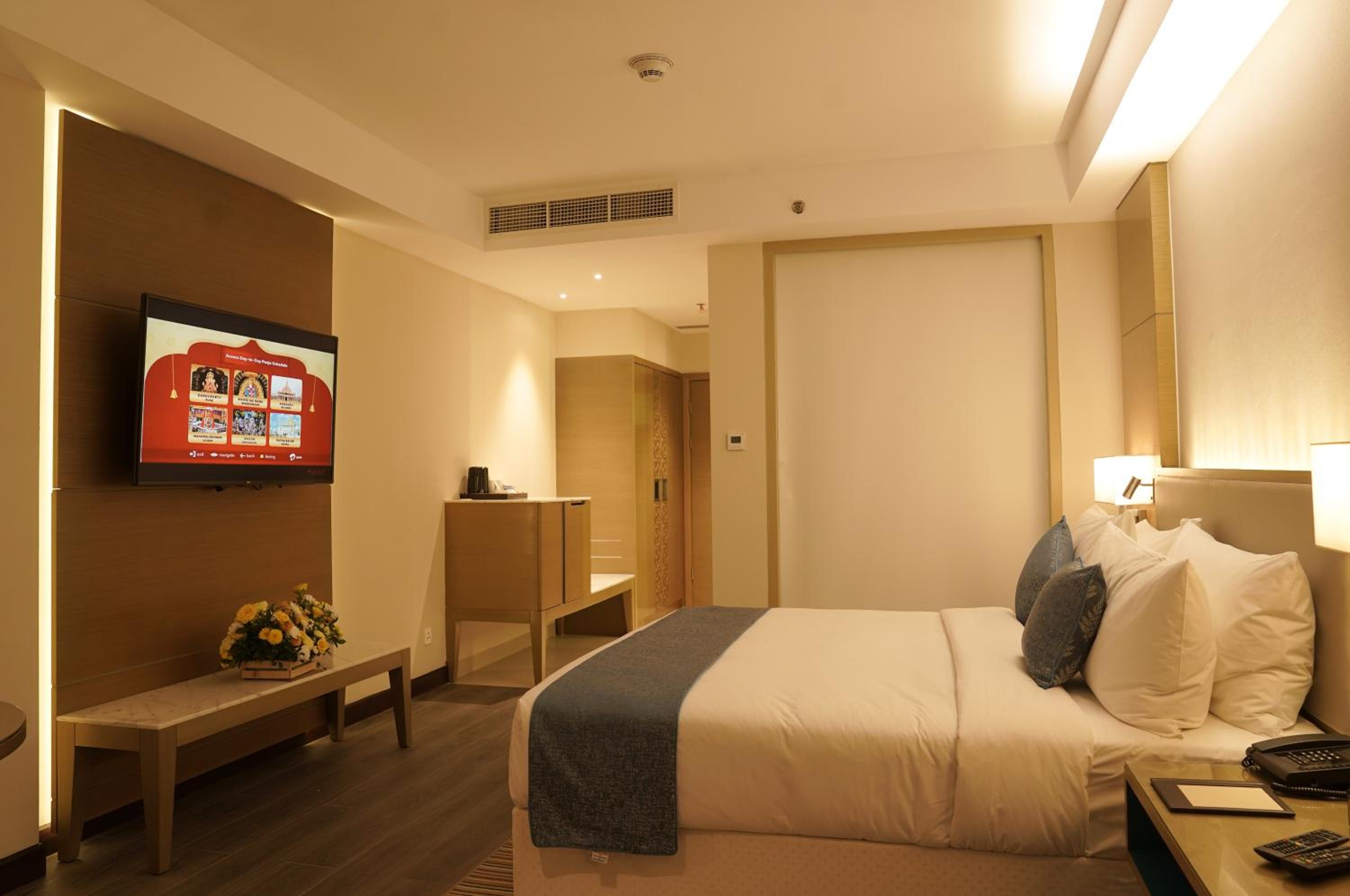 Standard King Room