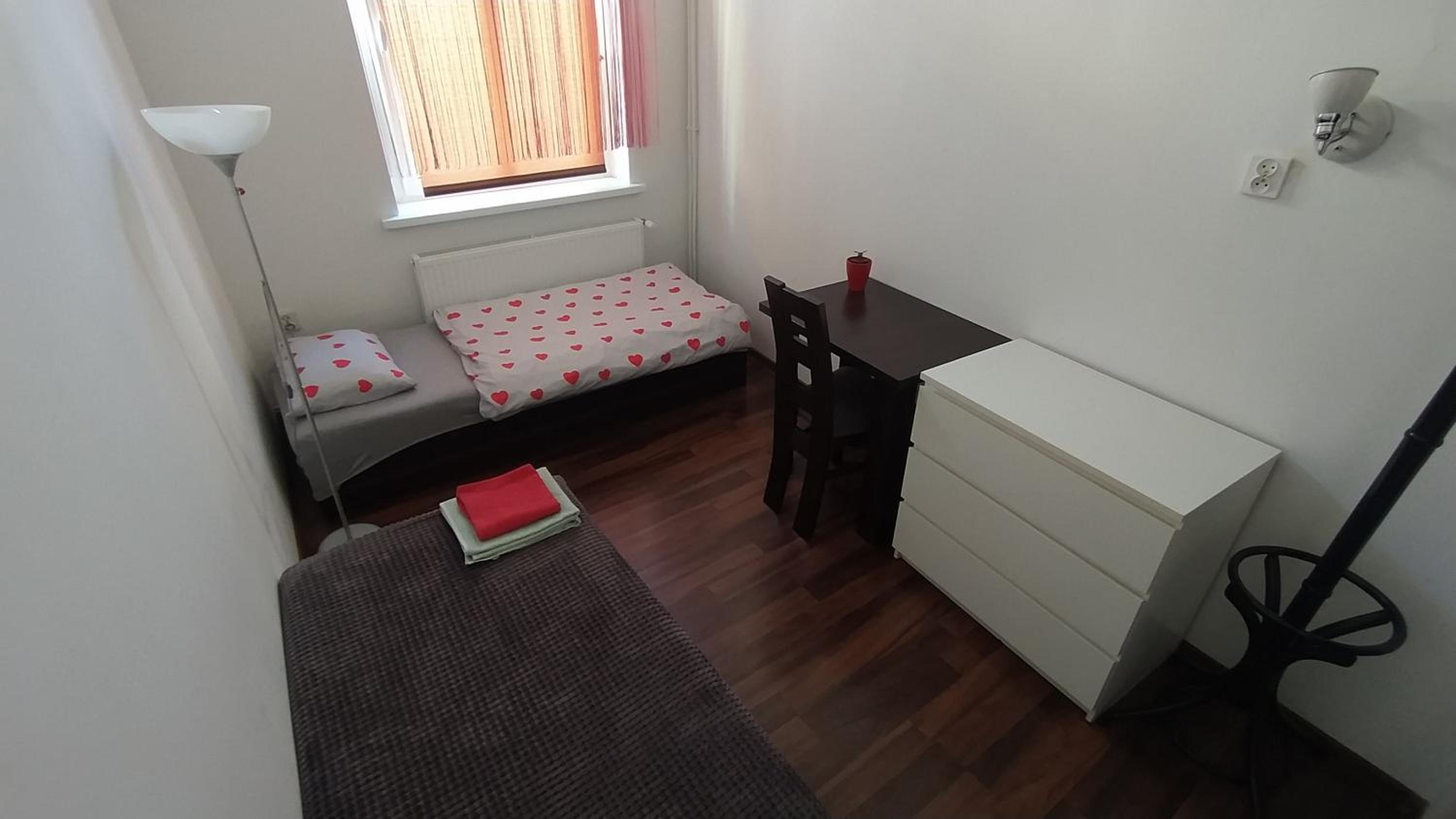Economy Twin Room photo 1