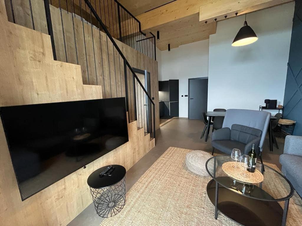 Two-Bedroom Apartment photo 2