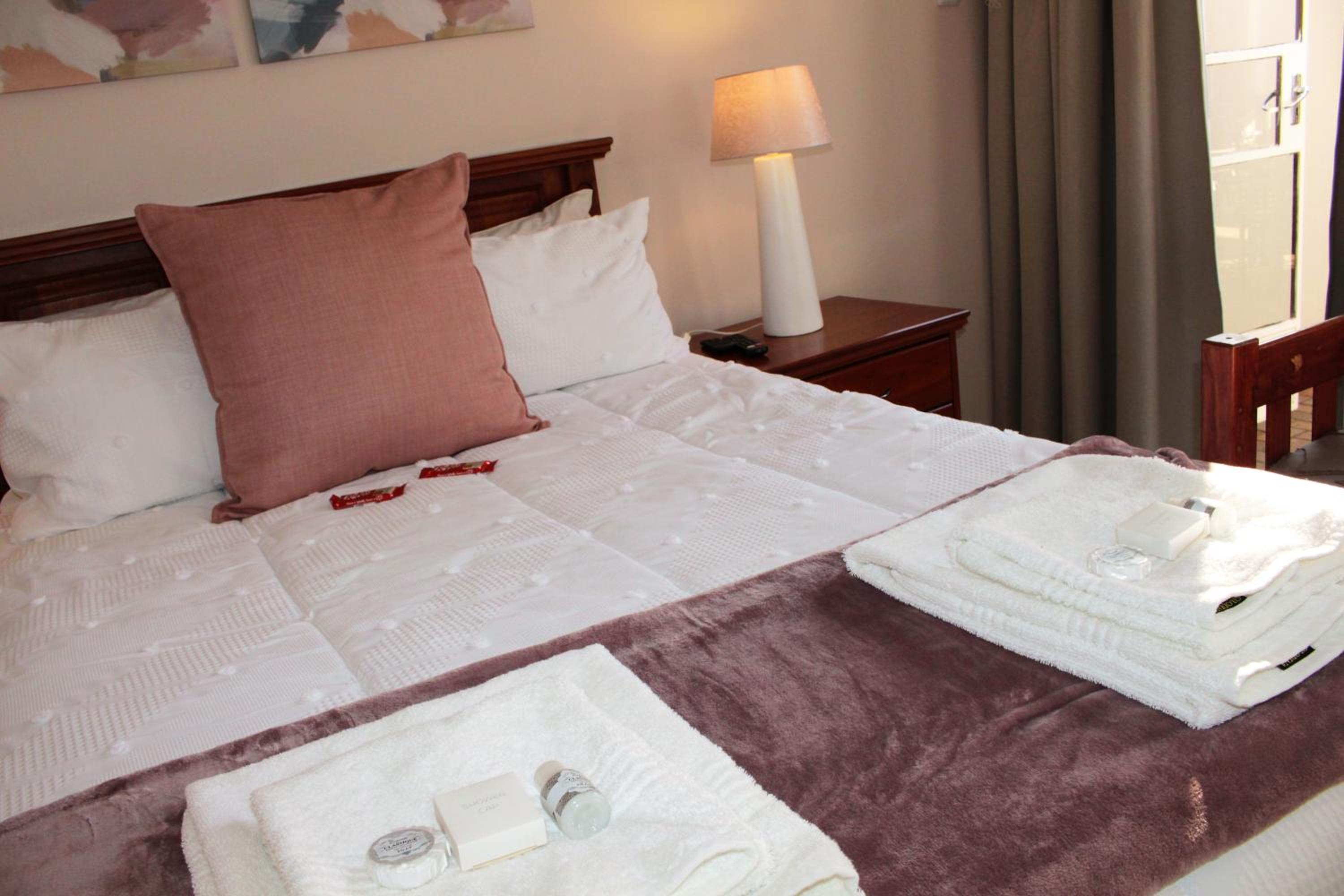 Comfort Triple Room with Shower photo 3