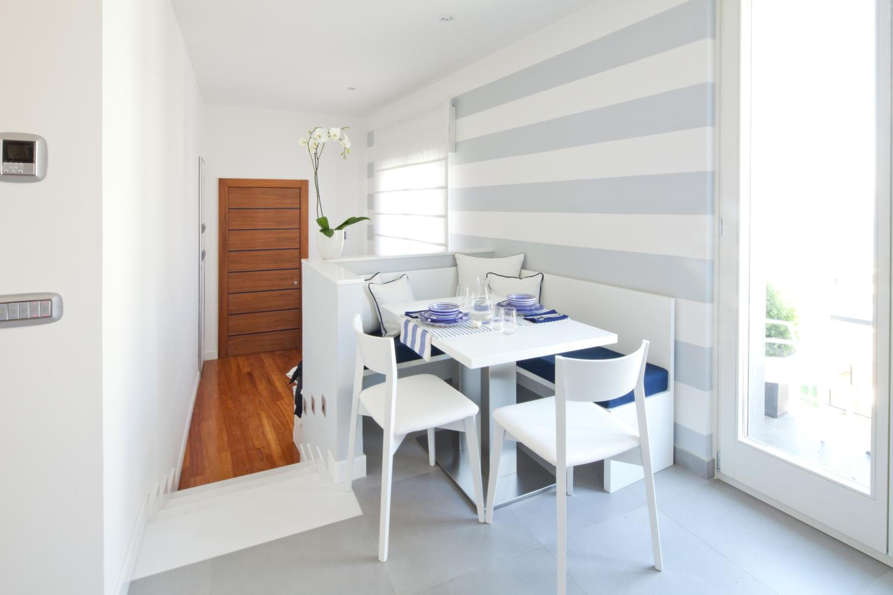 One-Bedroom Apartment (4 Adults) with Balcony - Photo 3