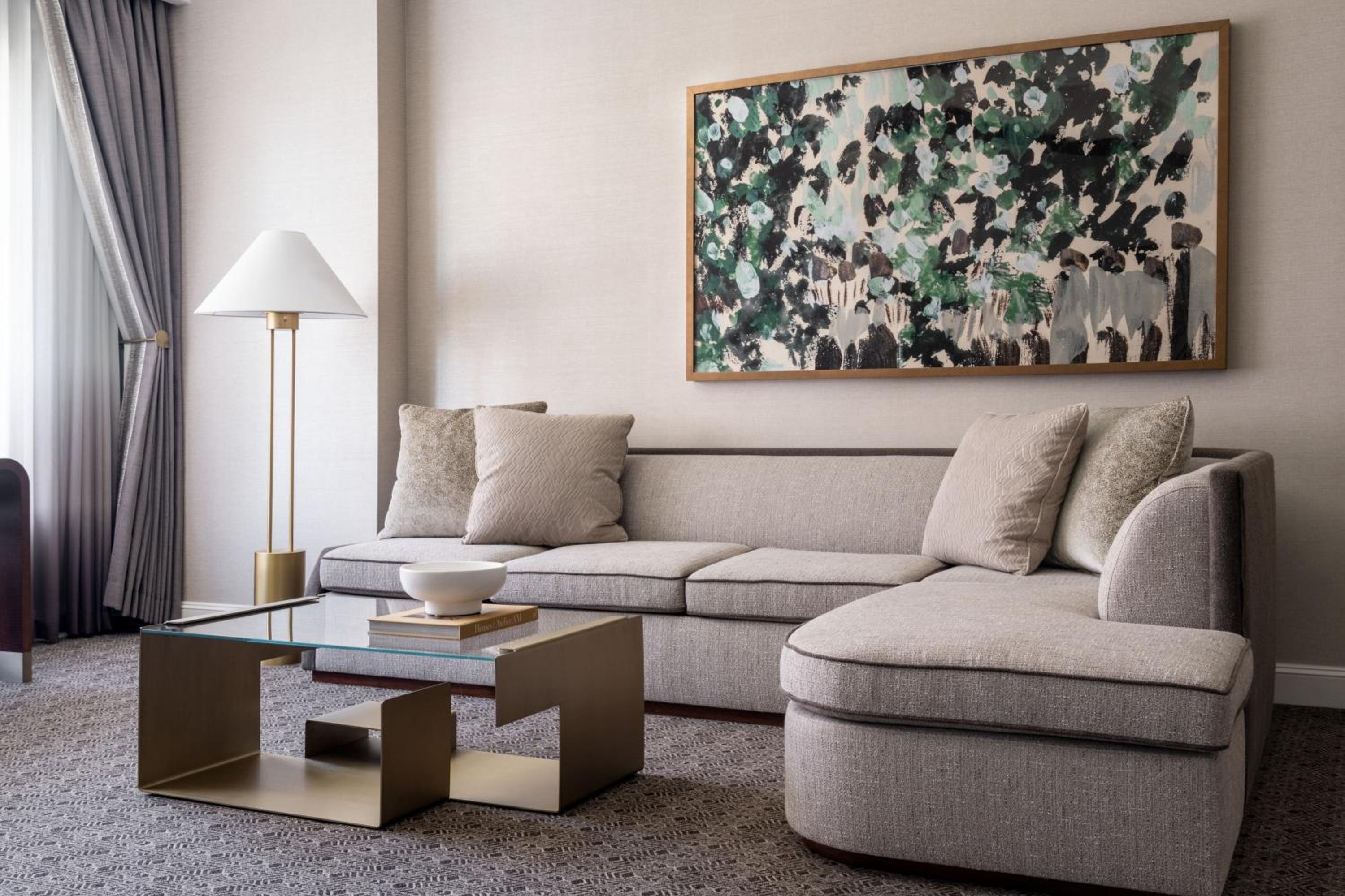 One-Bedroom King Suite with Sofa Bed - Photo 4