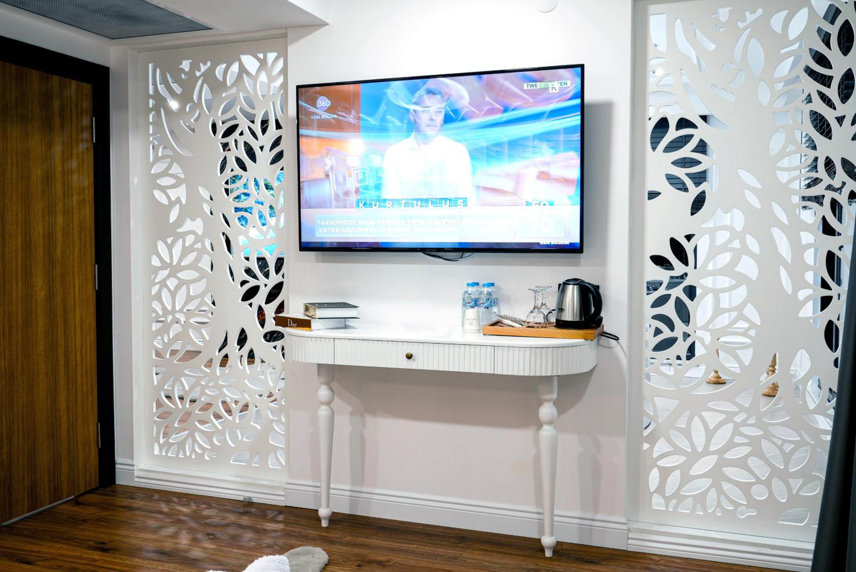King Suite photo 3