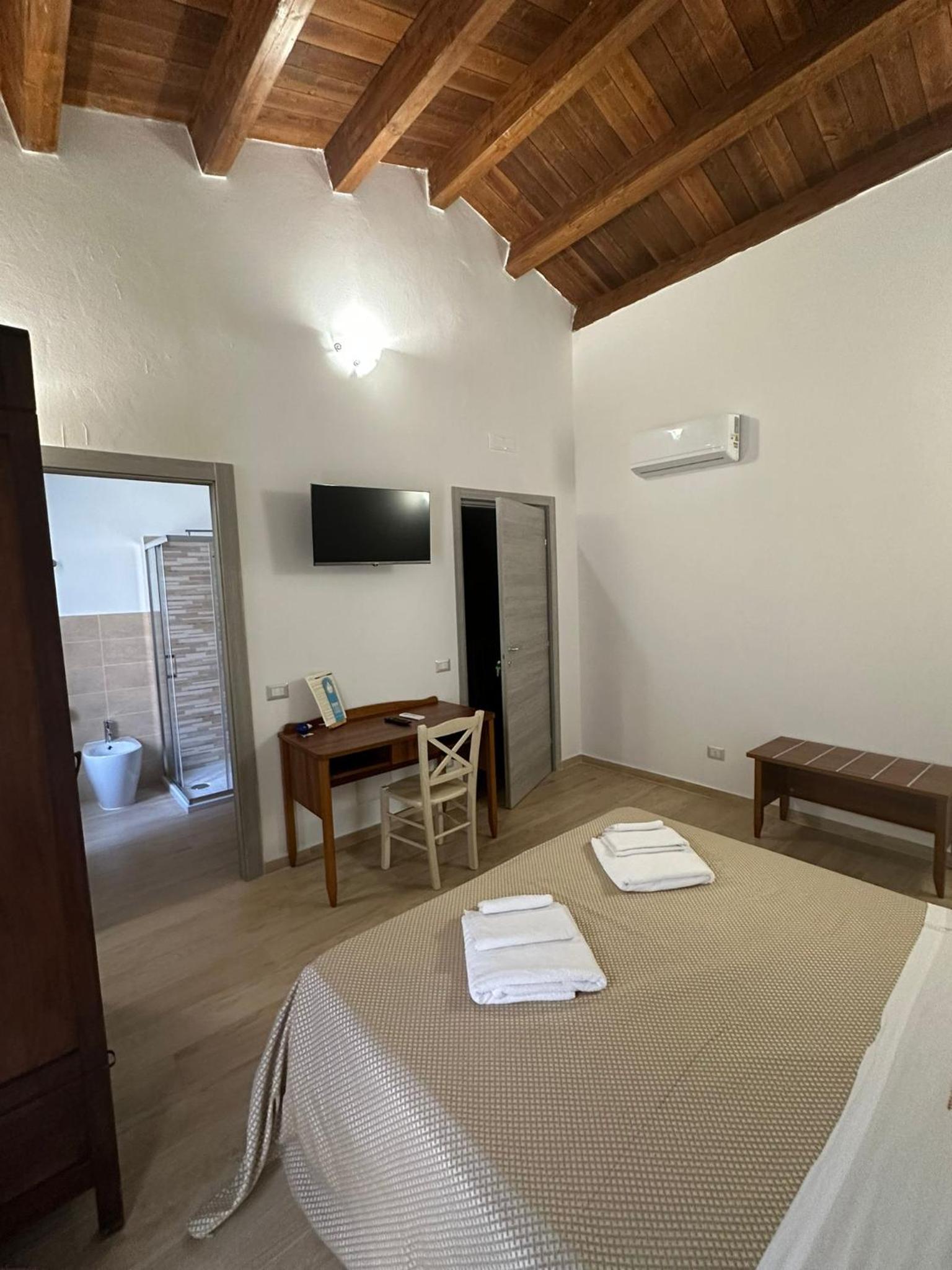 Triple Room with Balcony photo 2