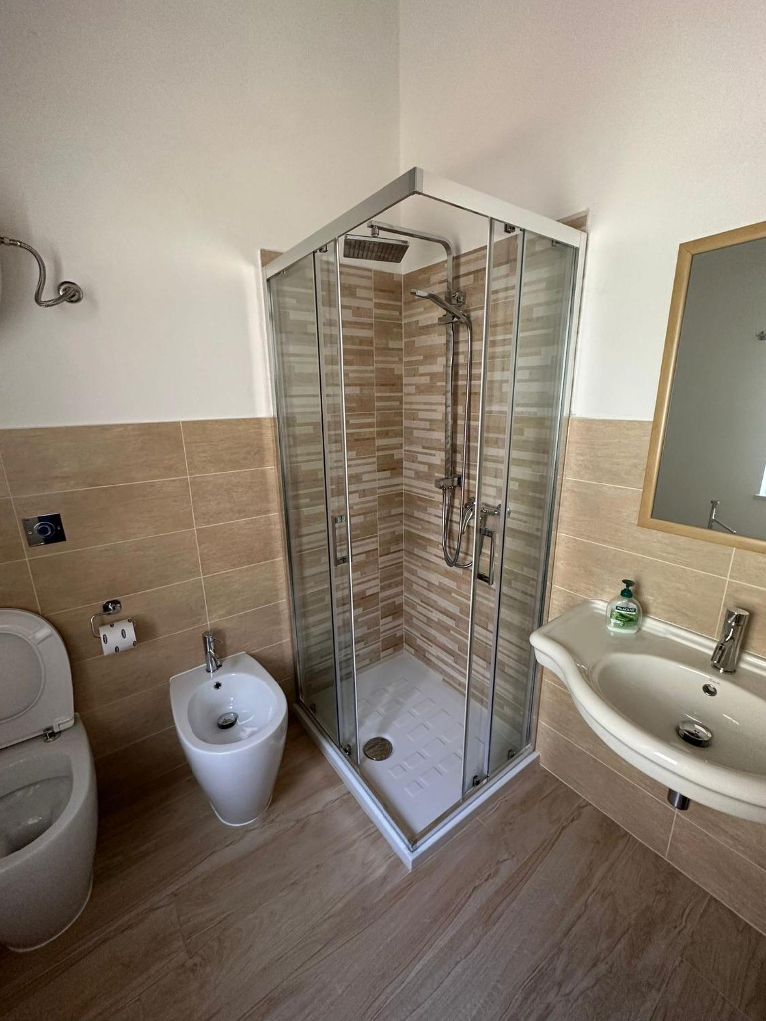 Double or Twin Room with Balcony photo 2